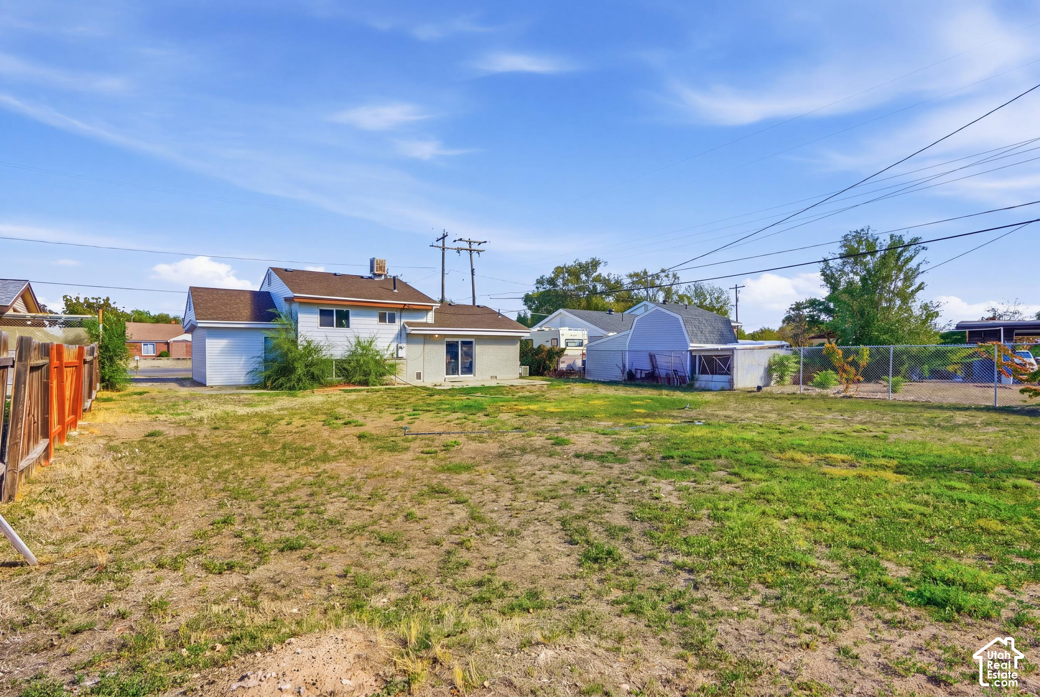 main property photo 35
