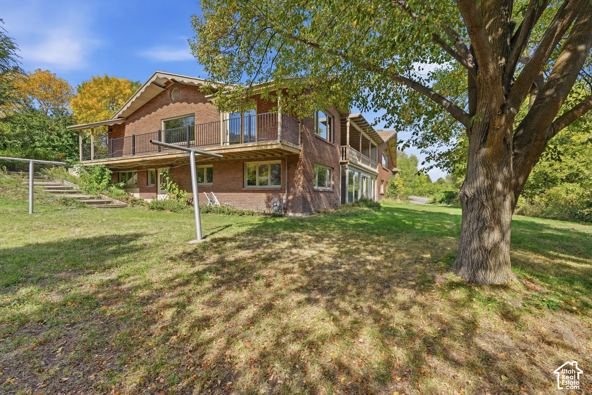 main property photo 50