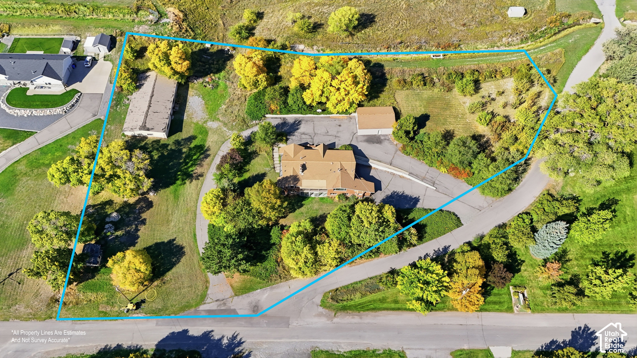 main property photo 9