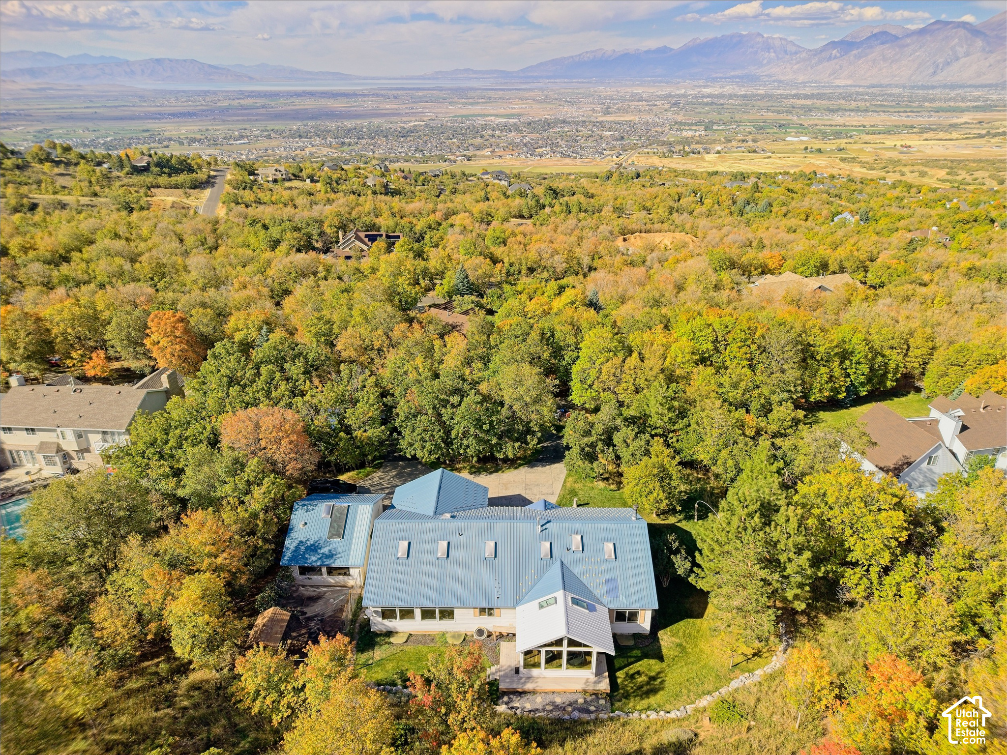 main property photo 41