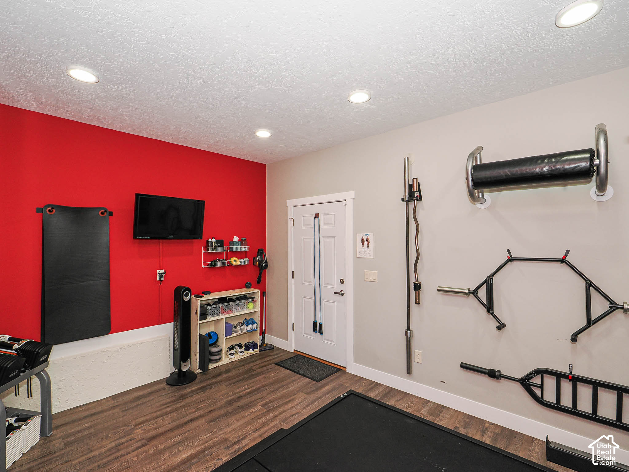 main property photo 54