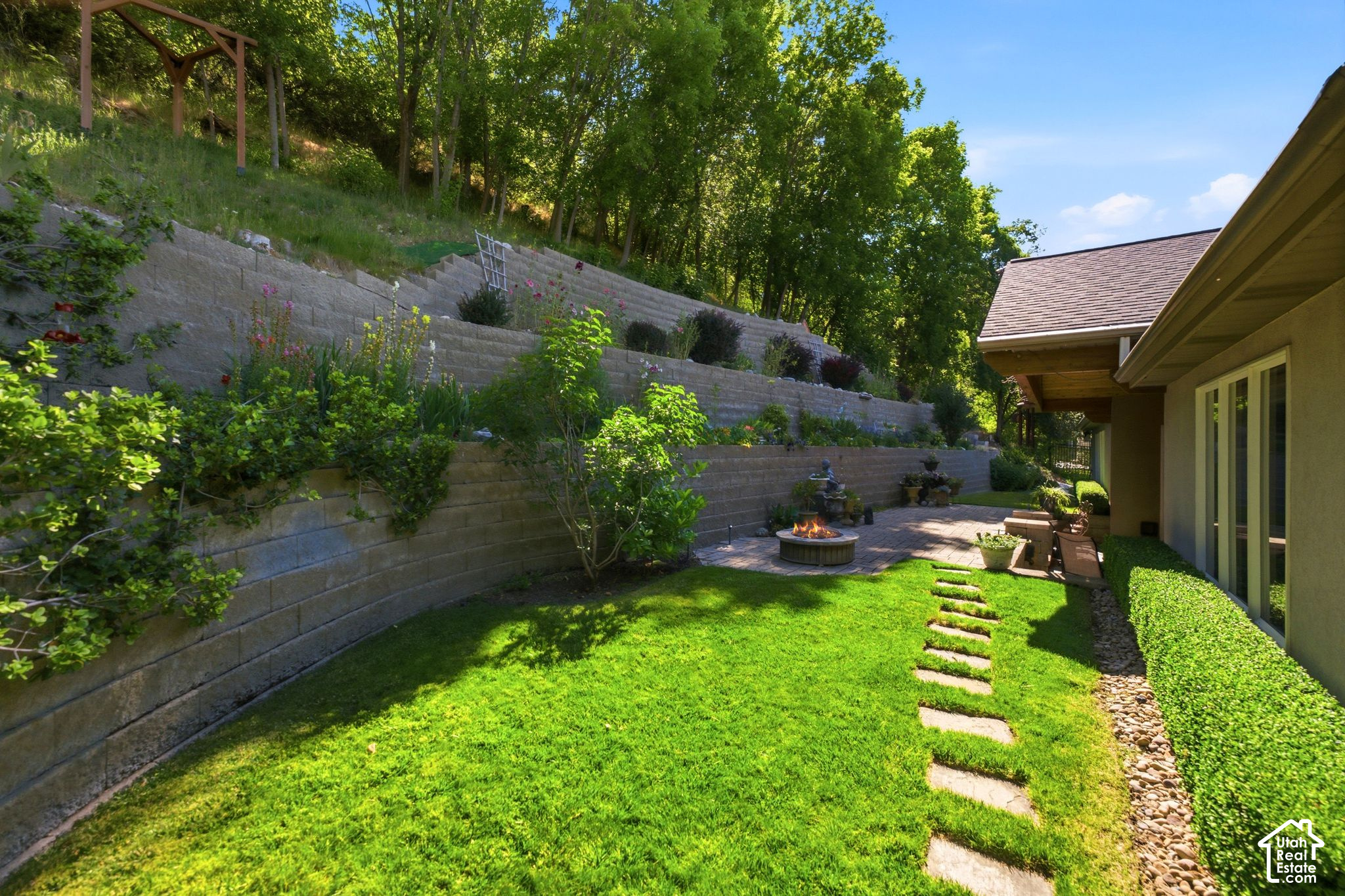 main property photo 56