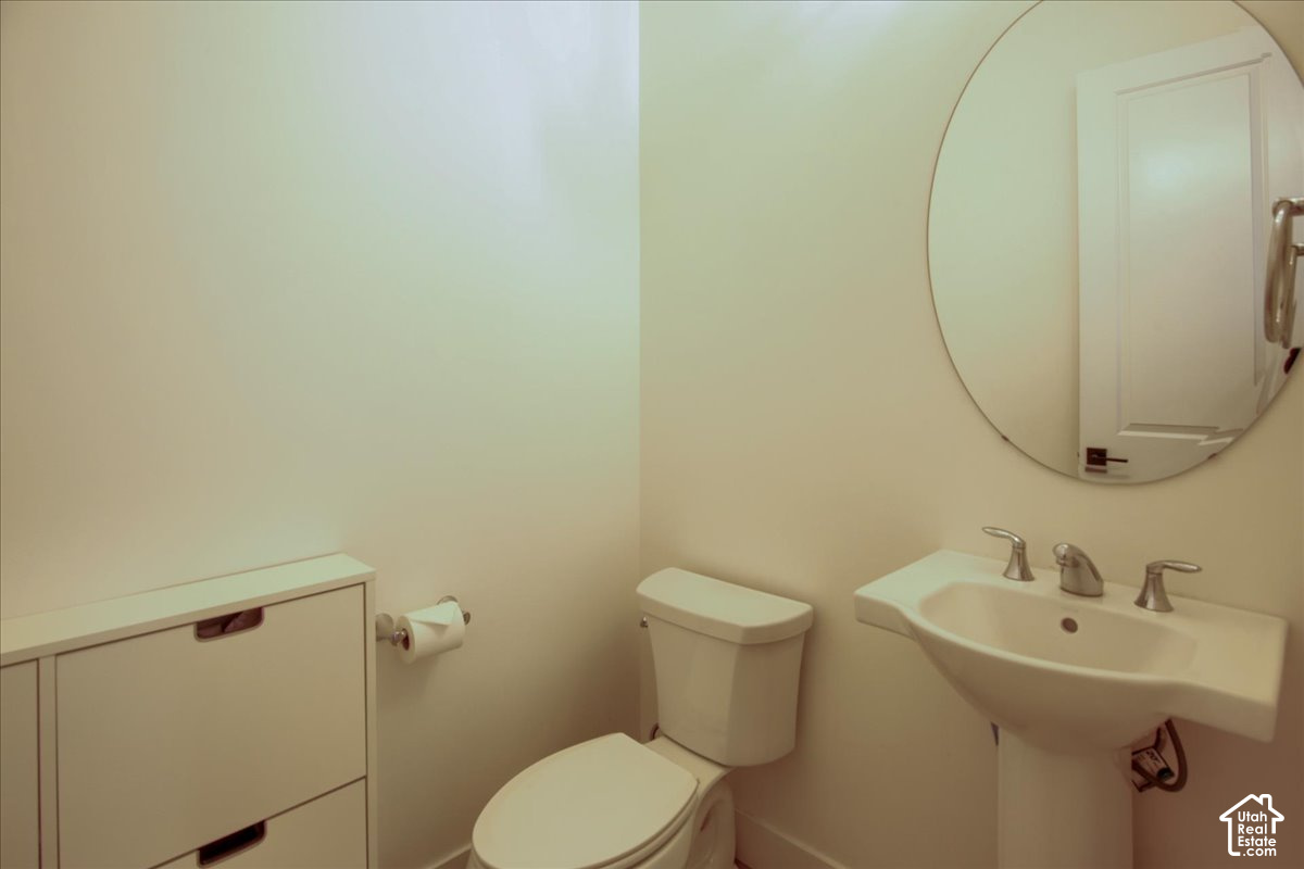 main property photo 16