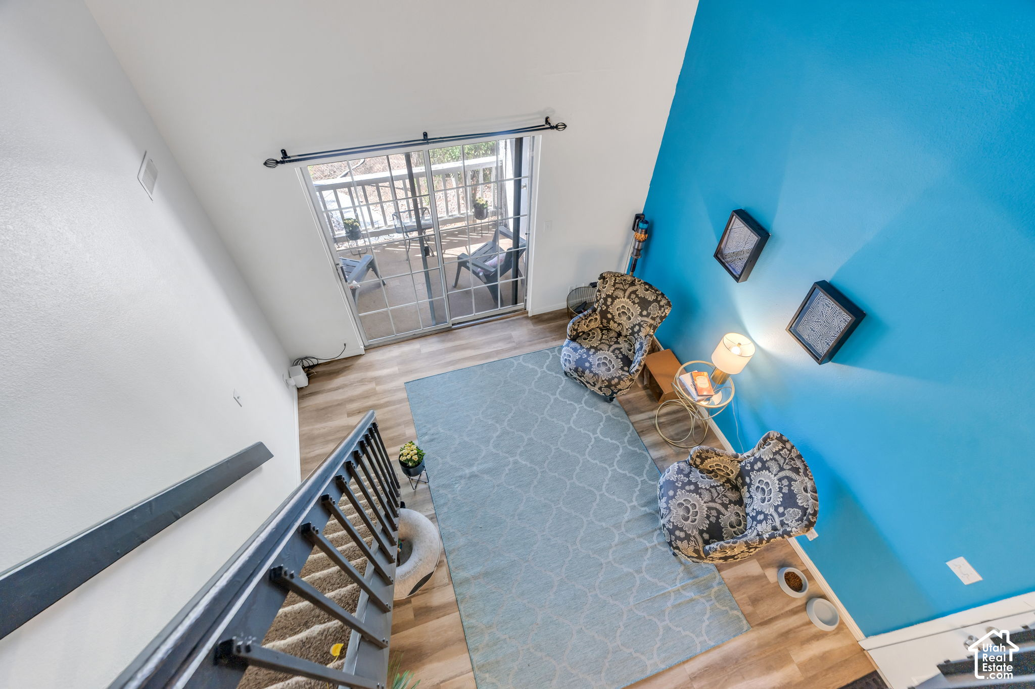 main property photo 11