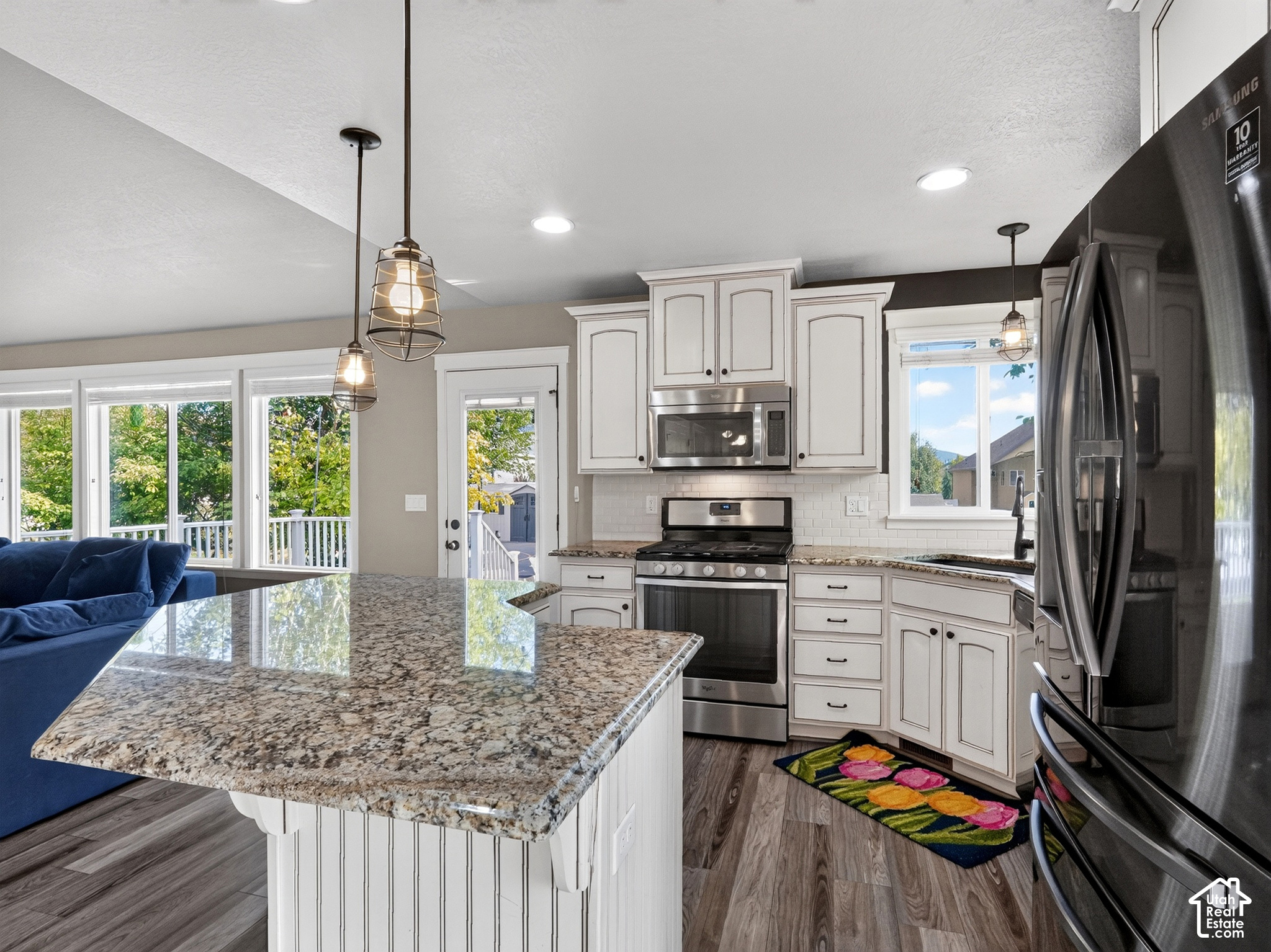 main property photo 20
