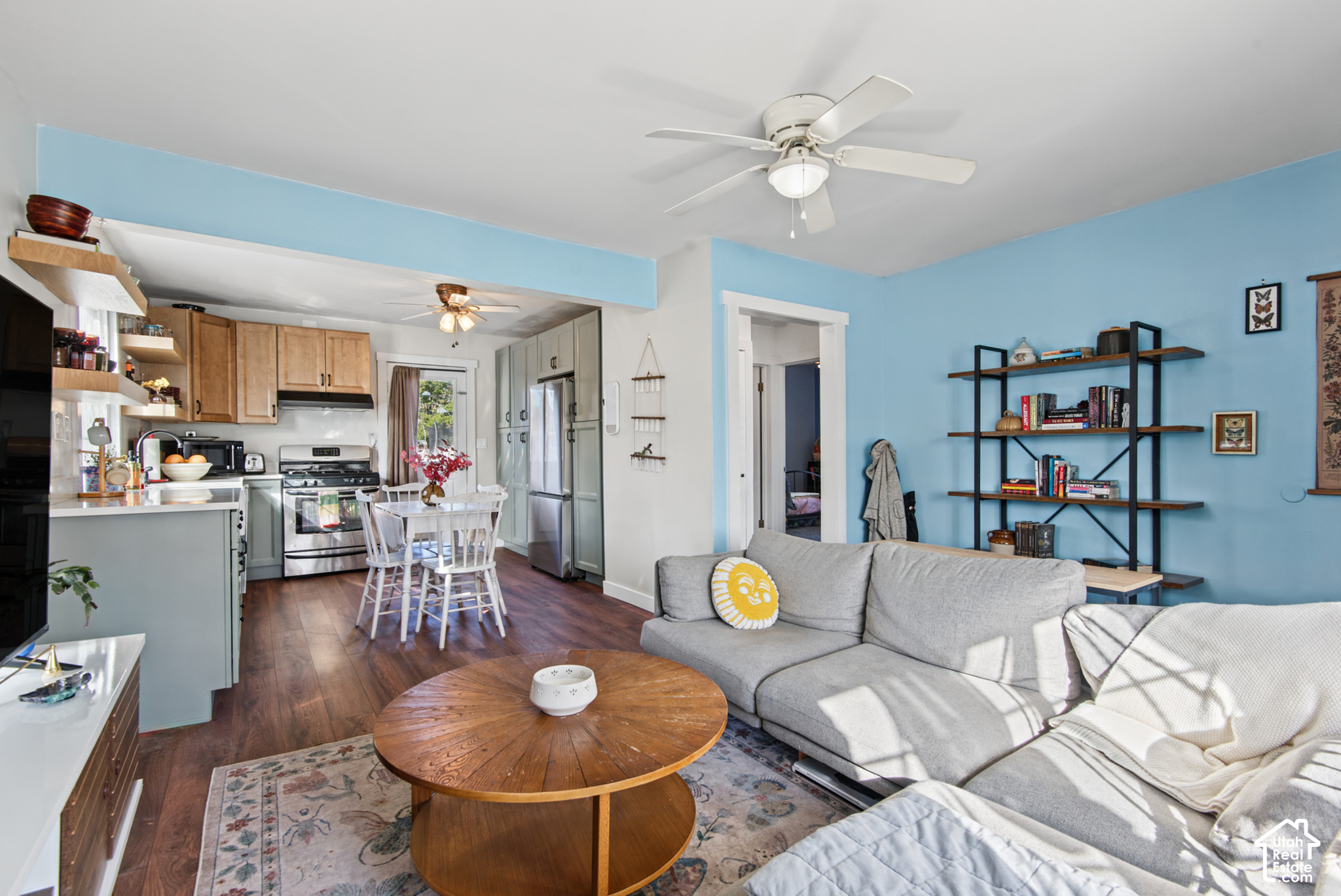 main property photo 8