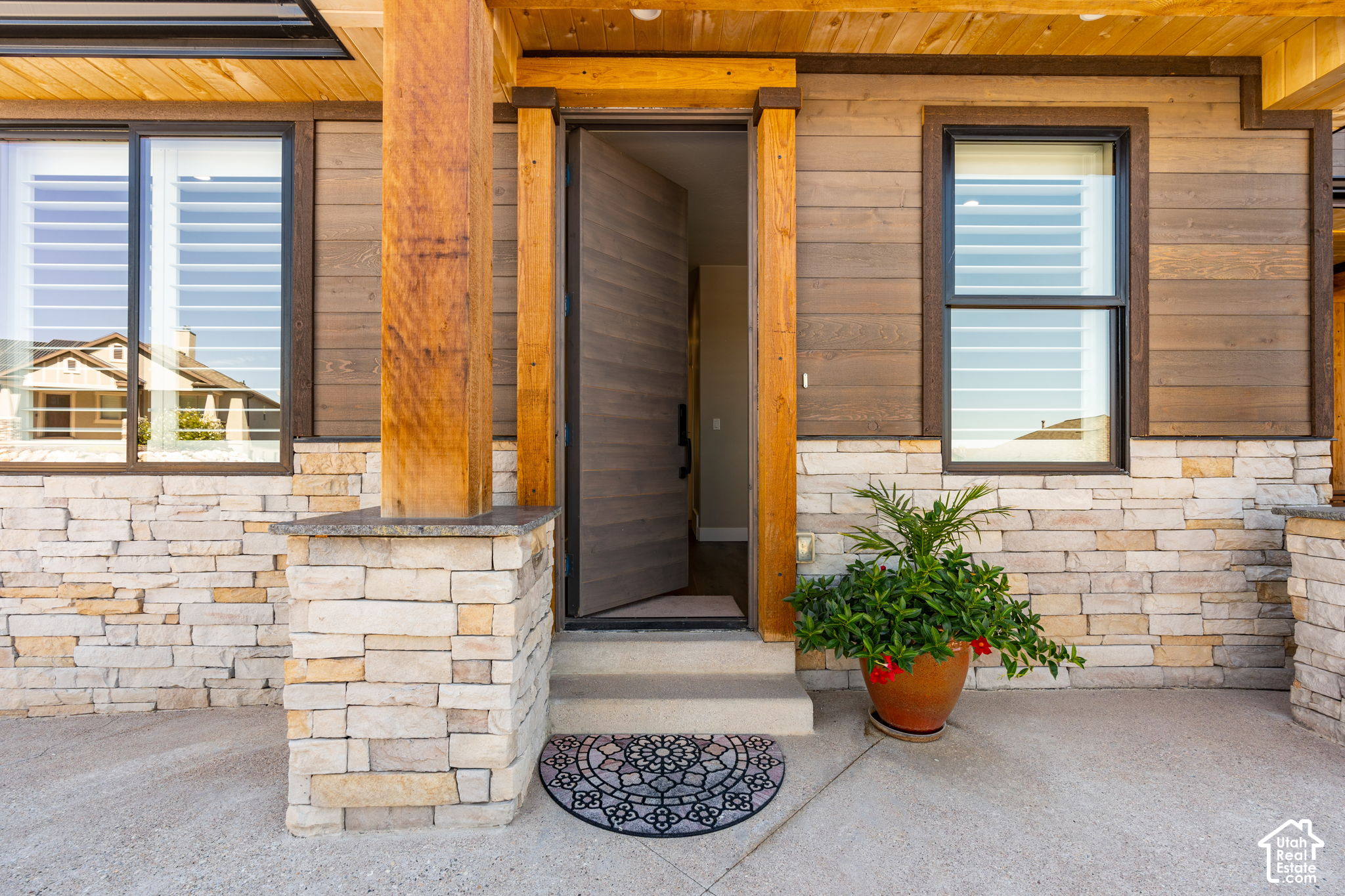 main property photo 67
