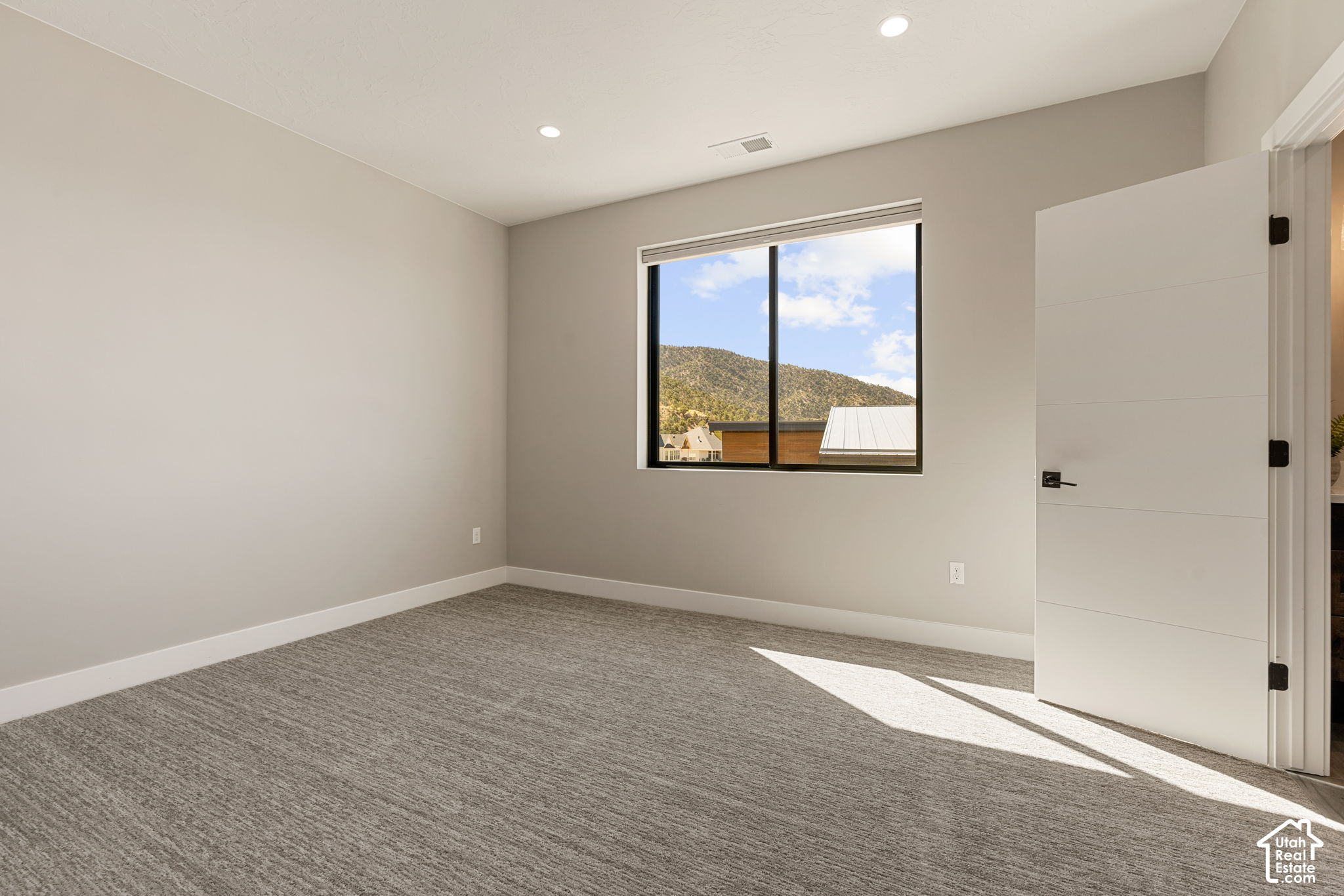 main property photo 86
