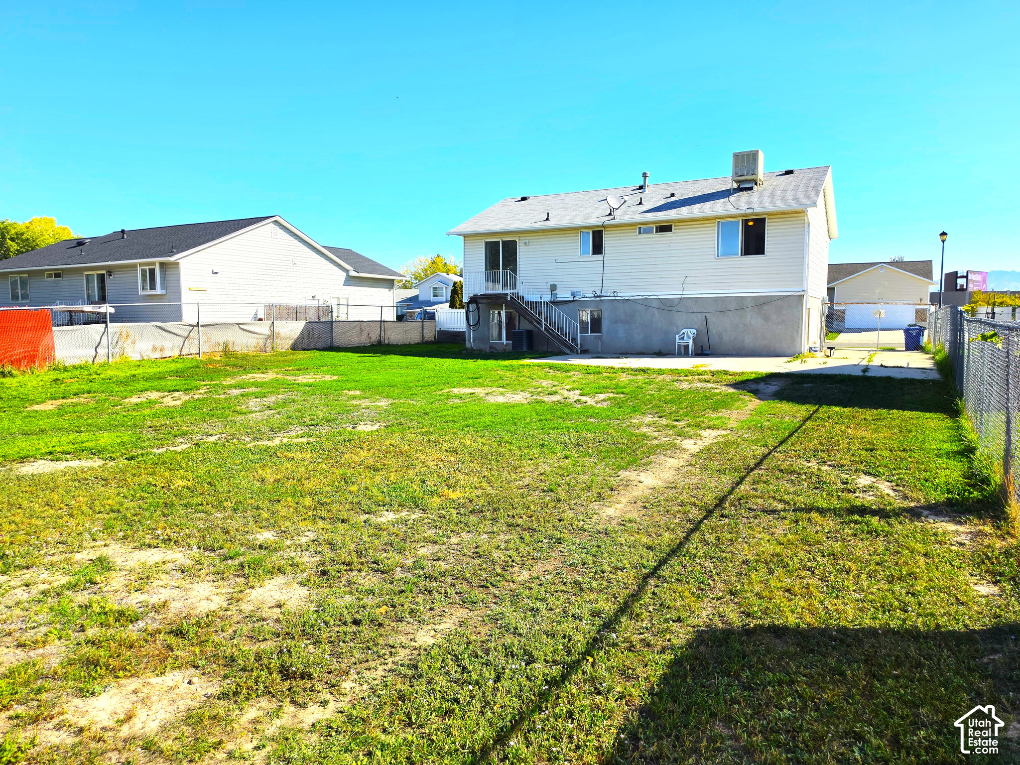 main property photo 21
