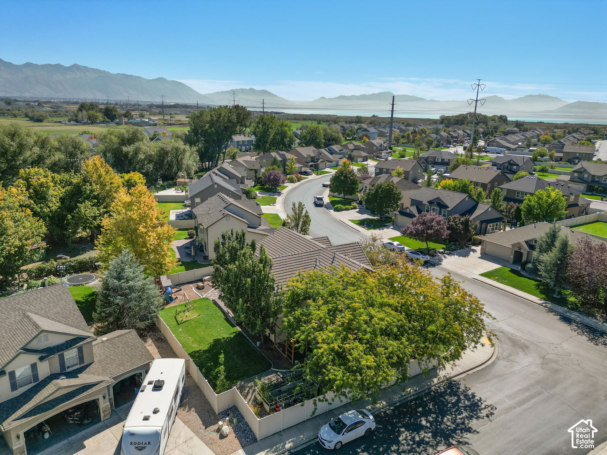 main property photo 41
