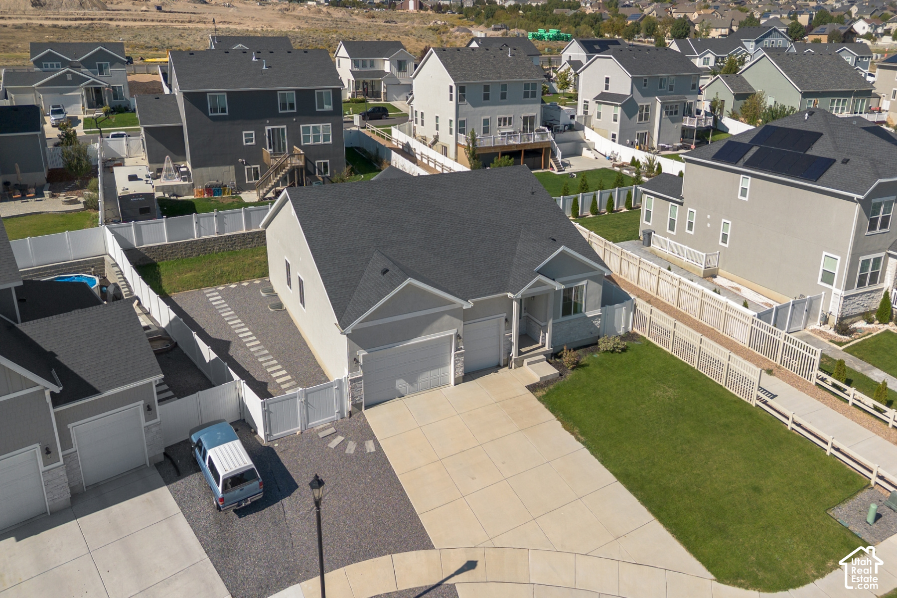 main property photo 49