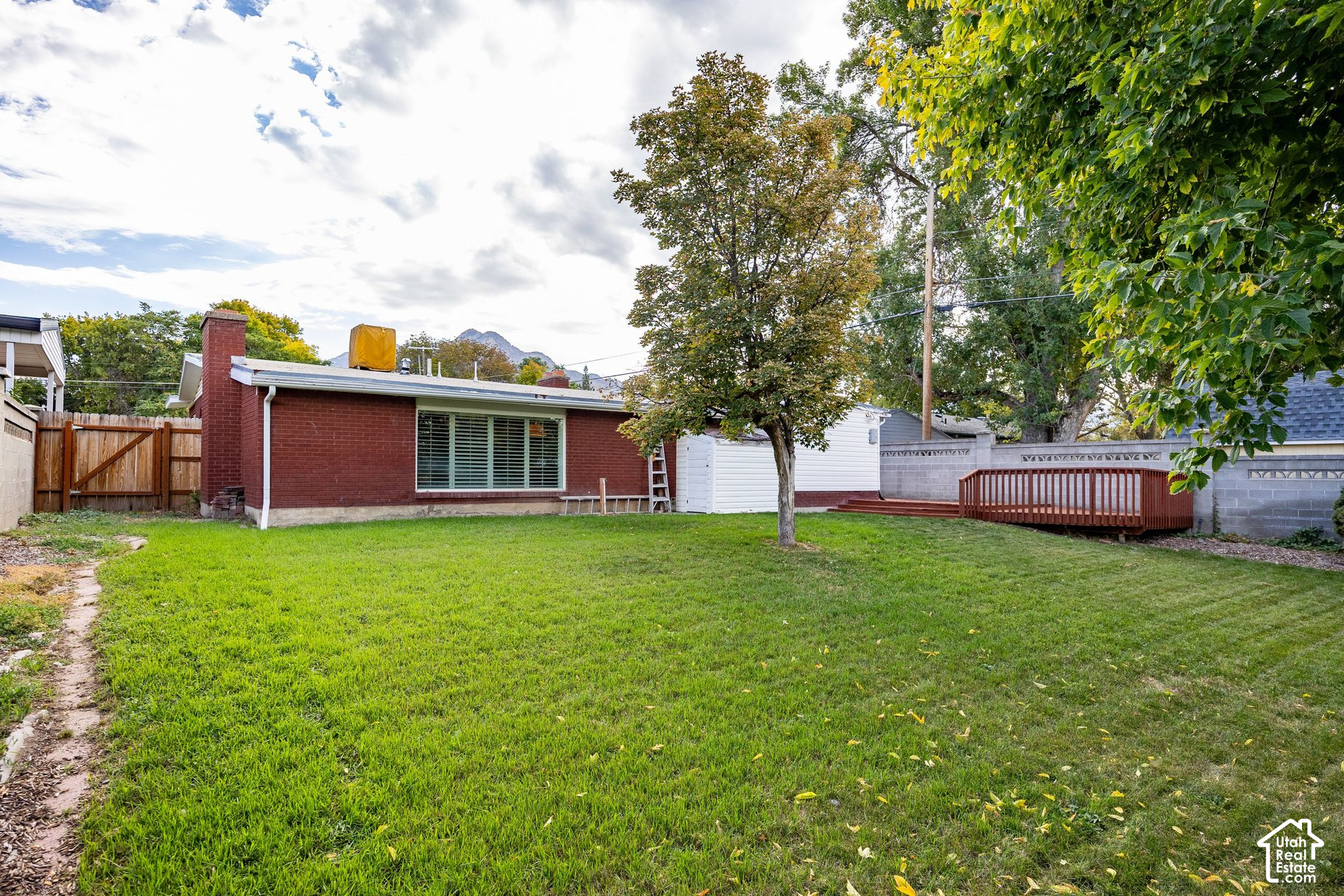 main property photo 31