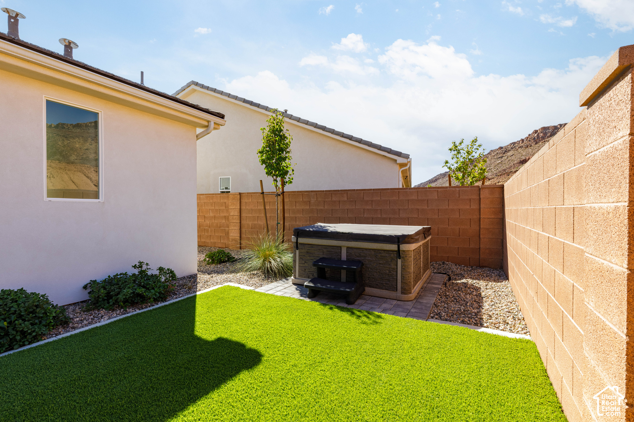 main property photo 26