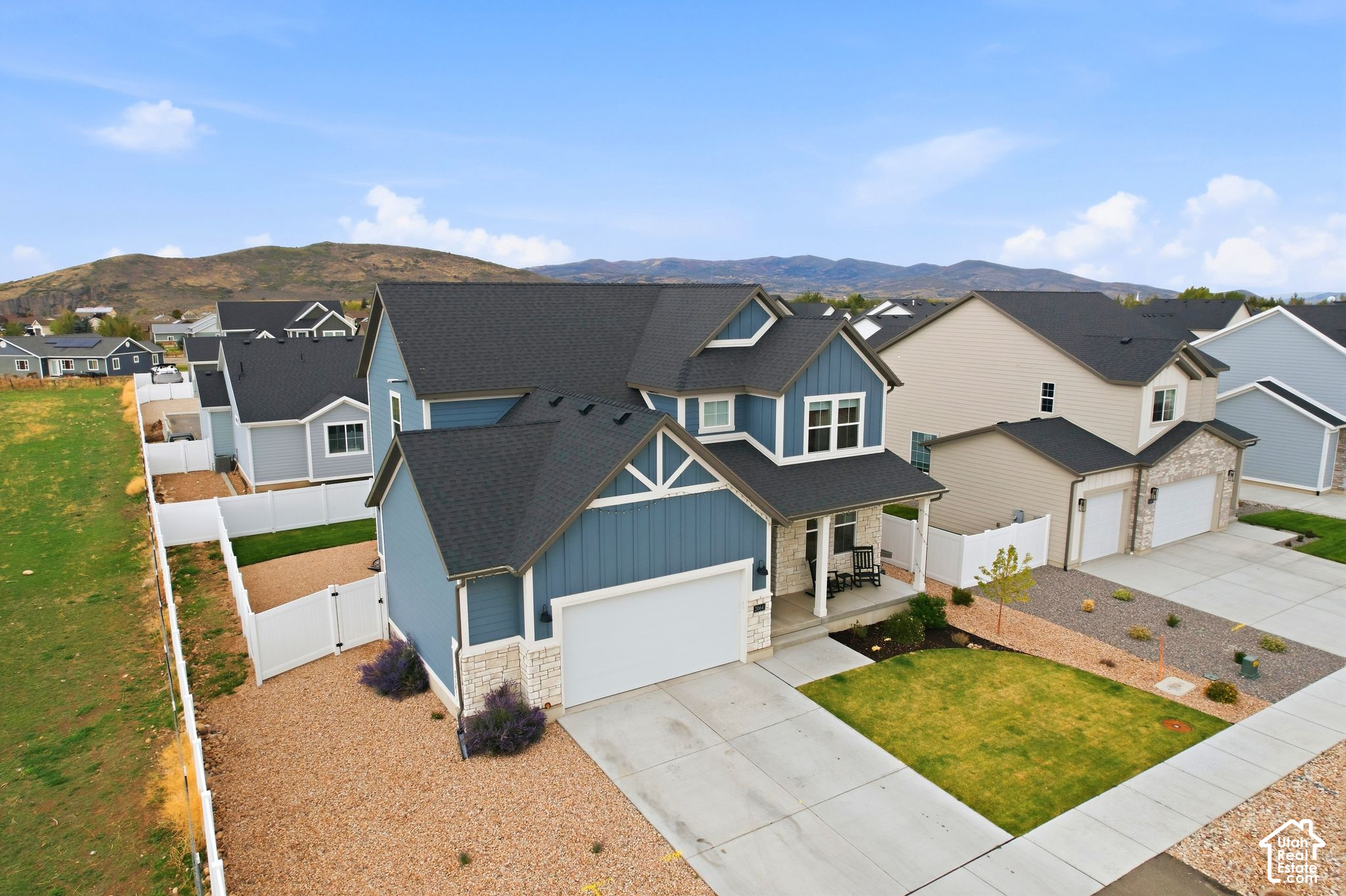 main property photo 44