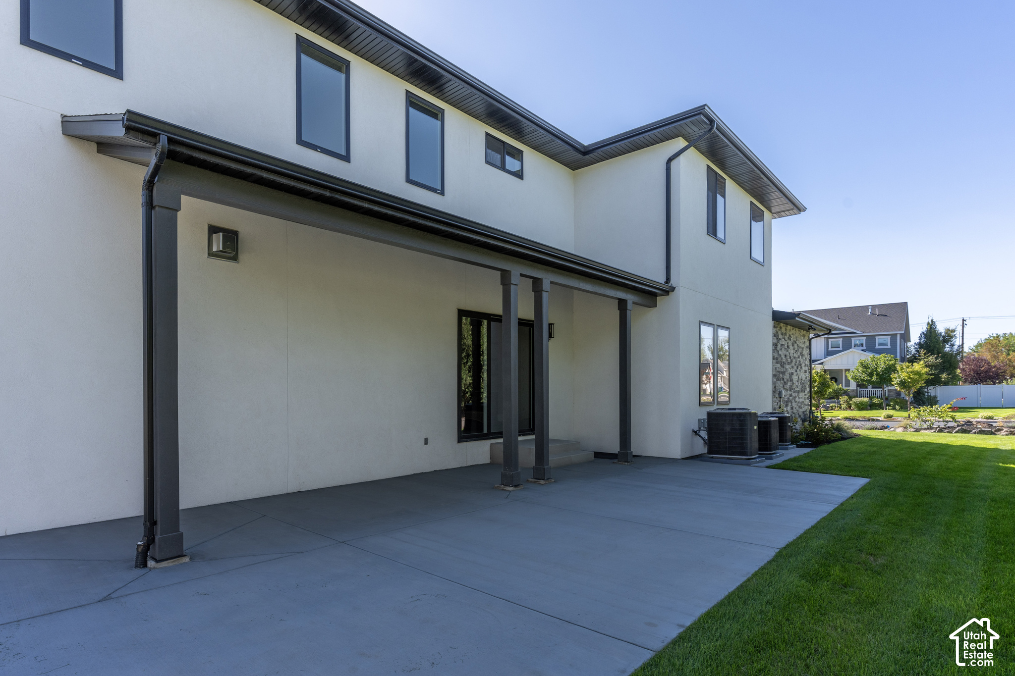 main property photo 47