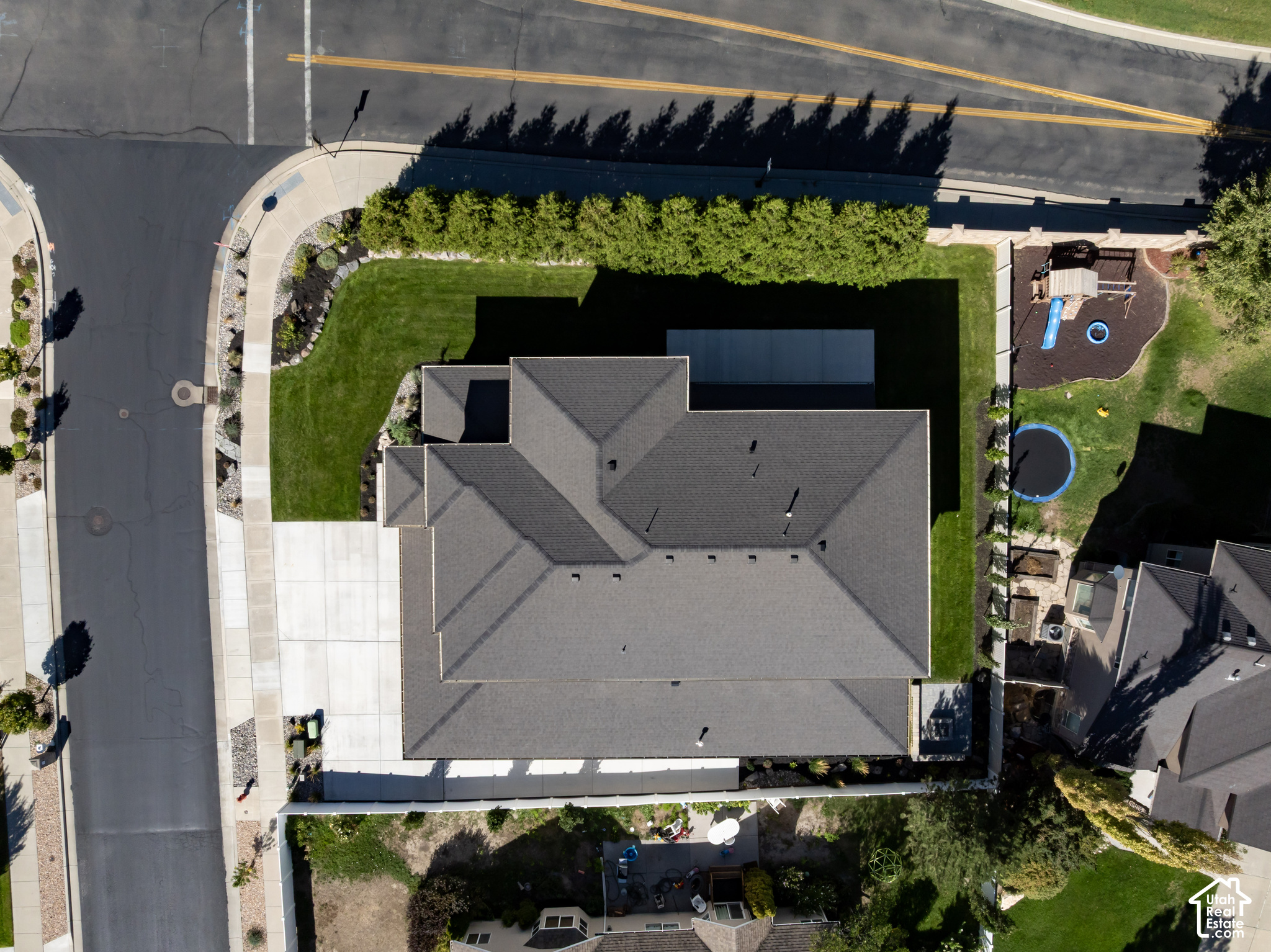 main property photo 48