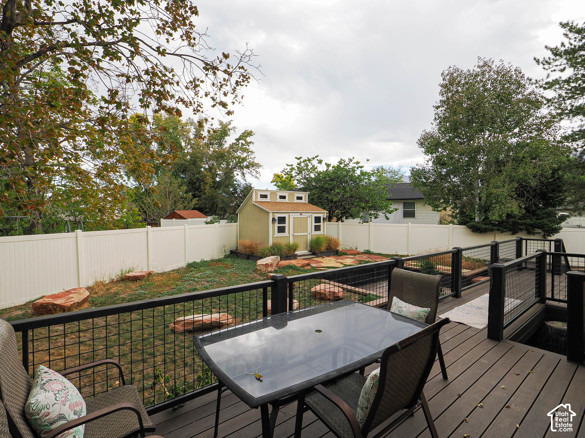 main property photo 41