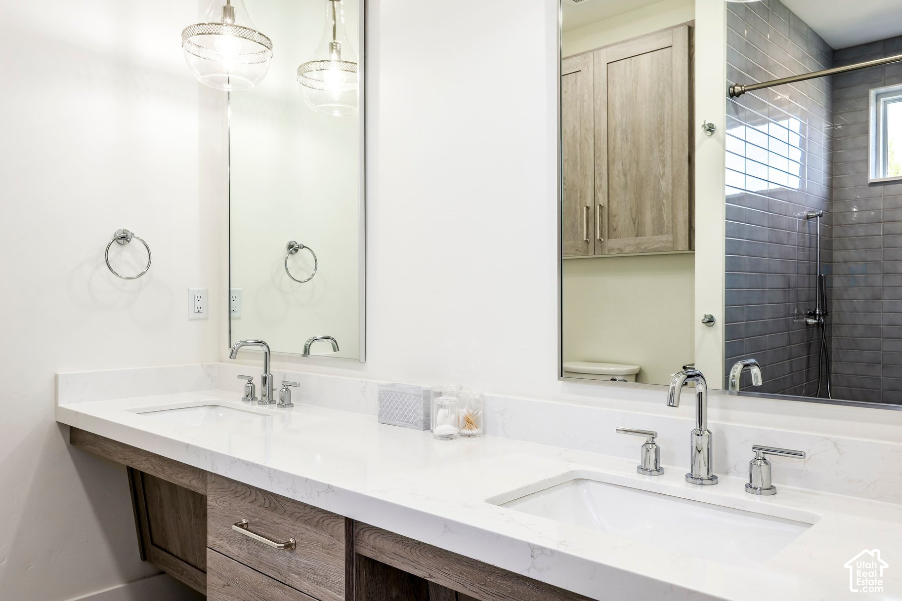 main property photo 70