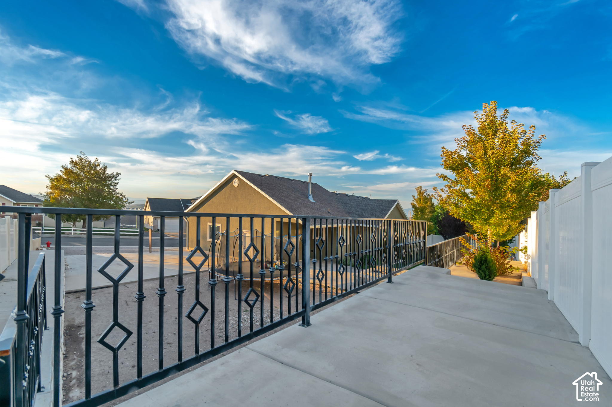 main property photo 27