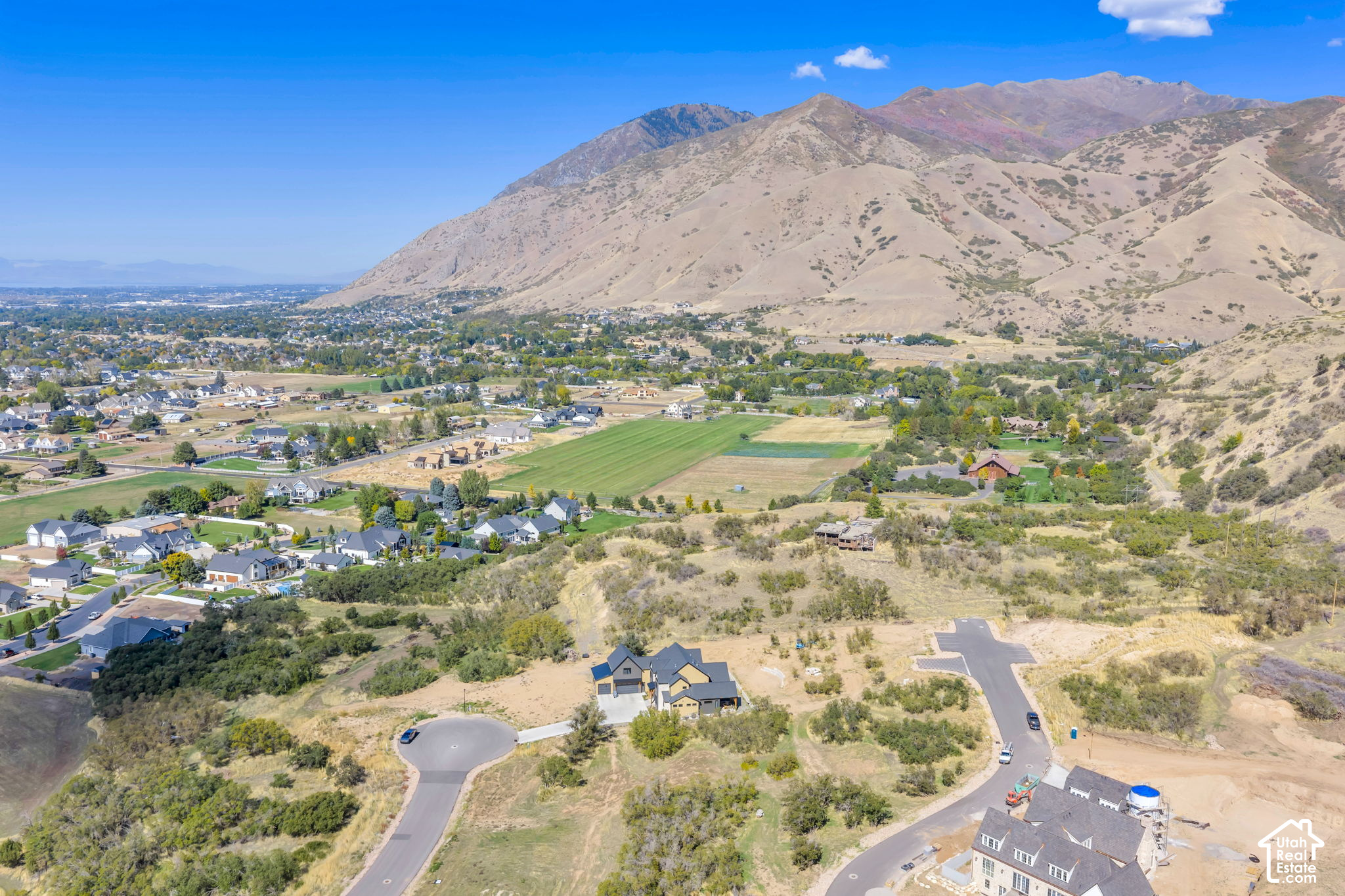 main property photo 13