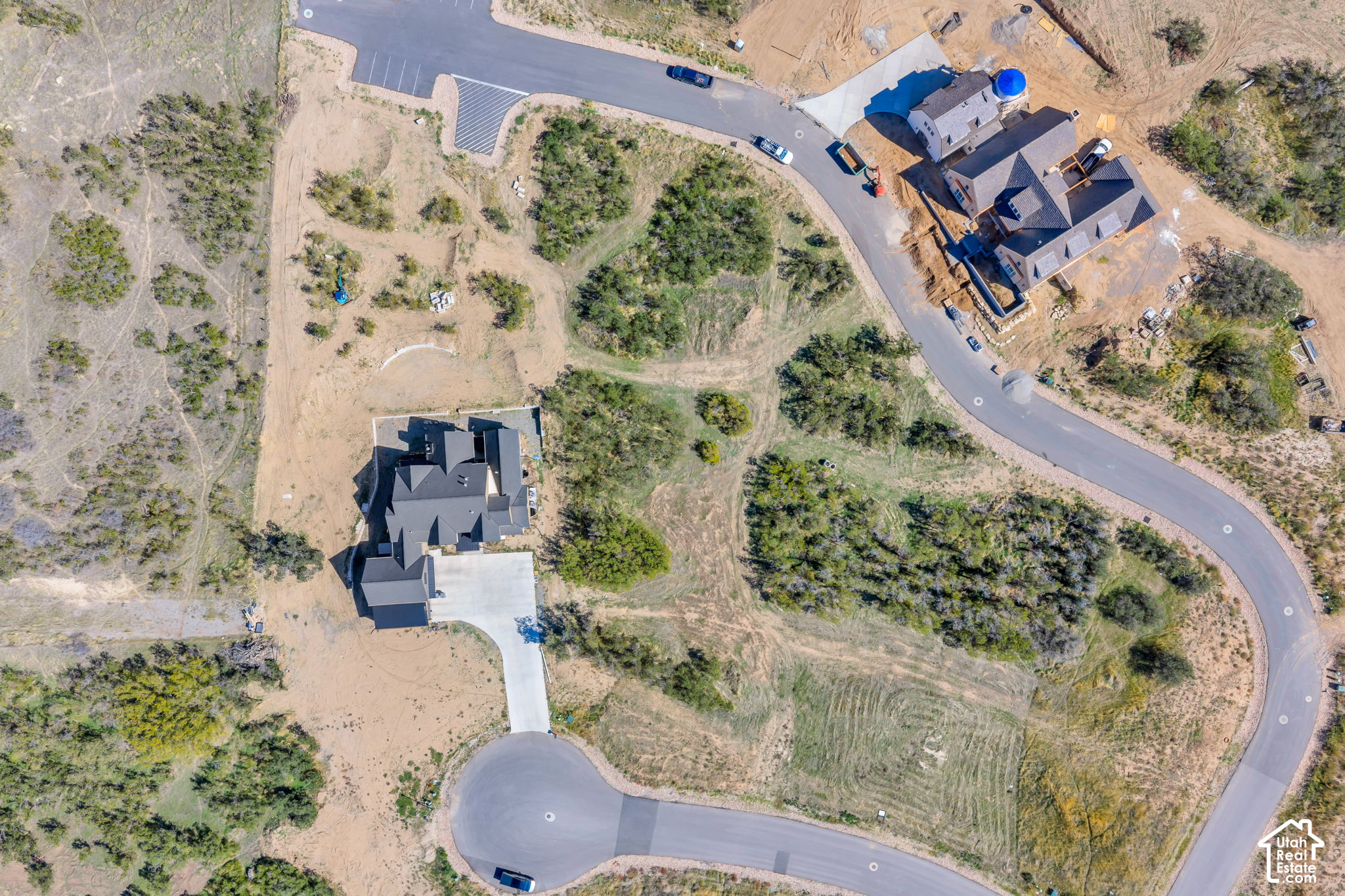 main property photo 16