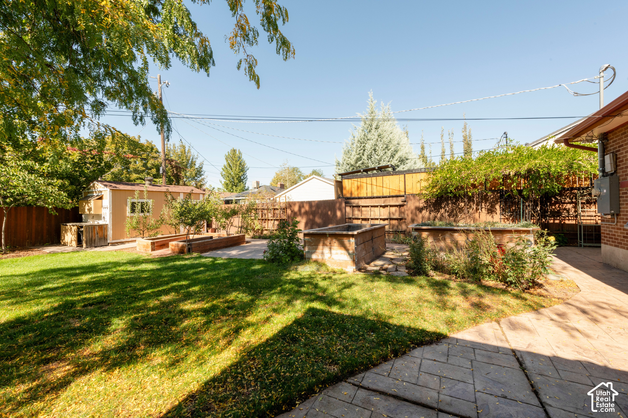 main property photo 35