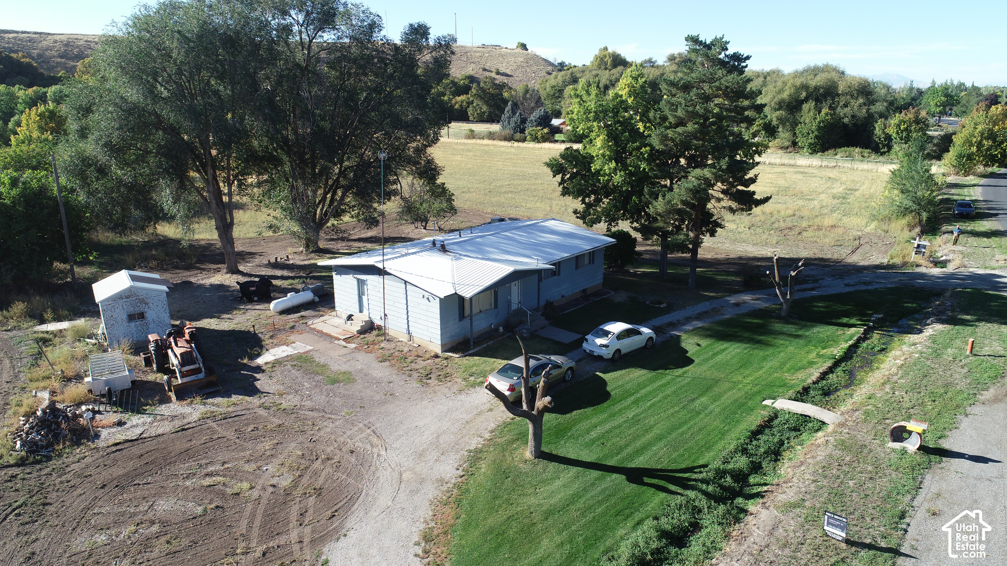 main property photo 3