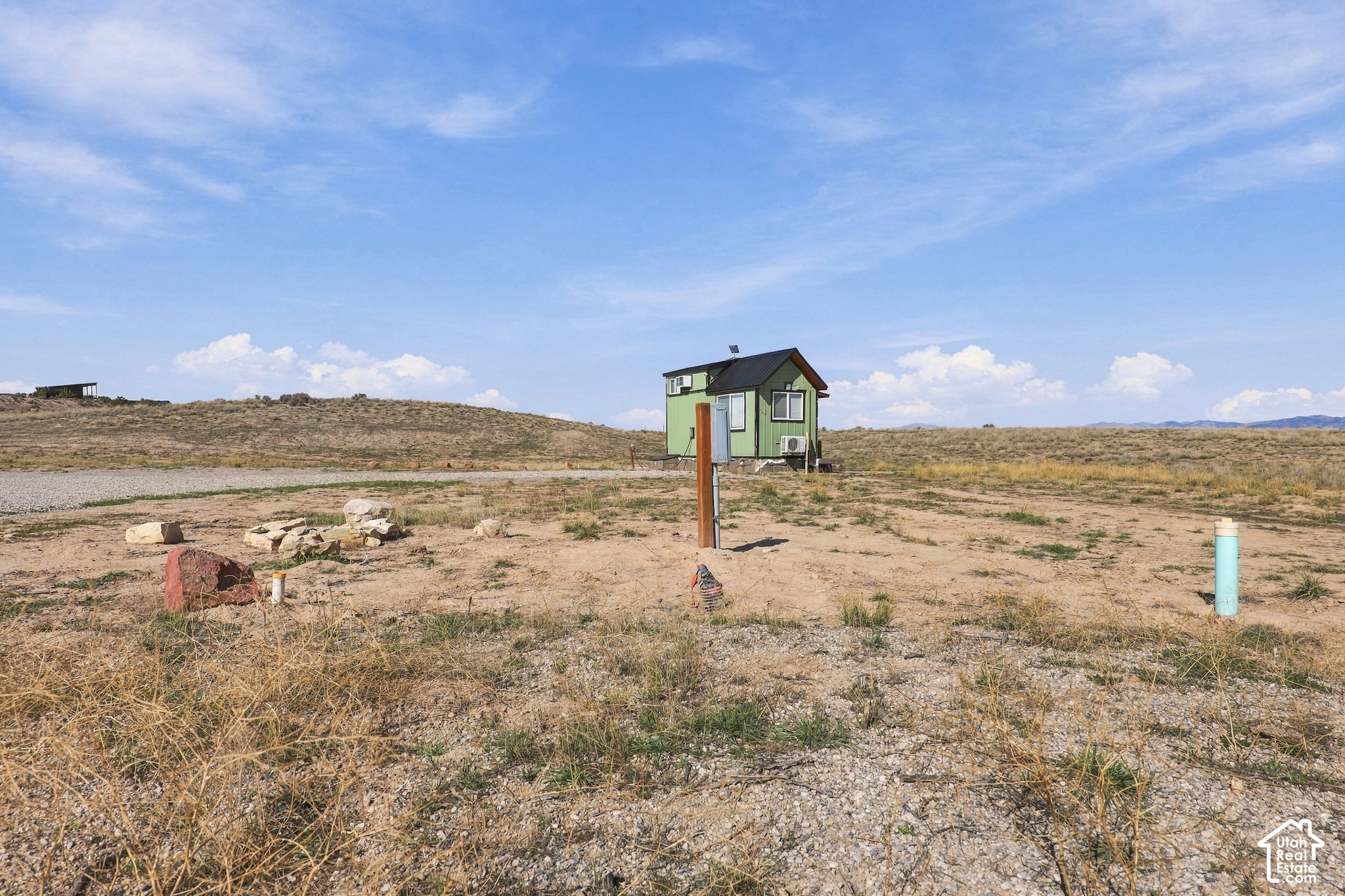 main property photo 27