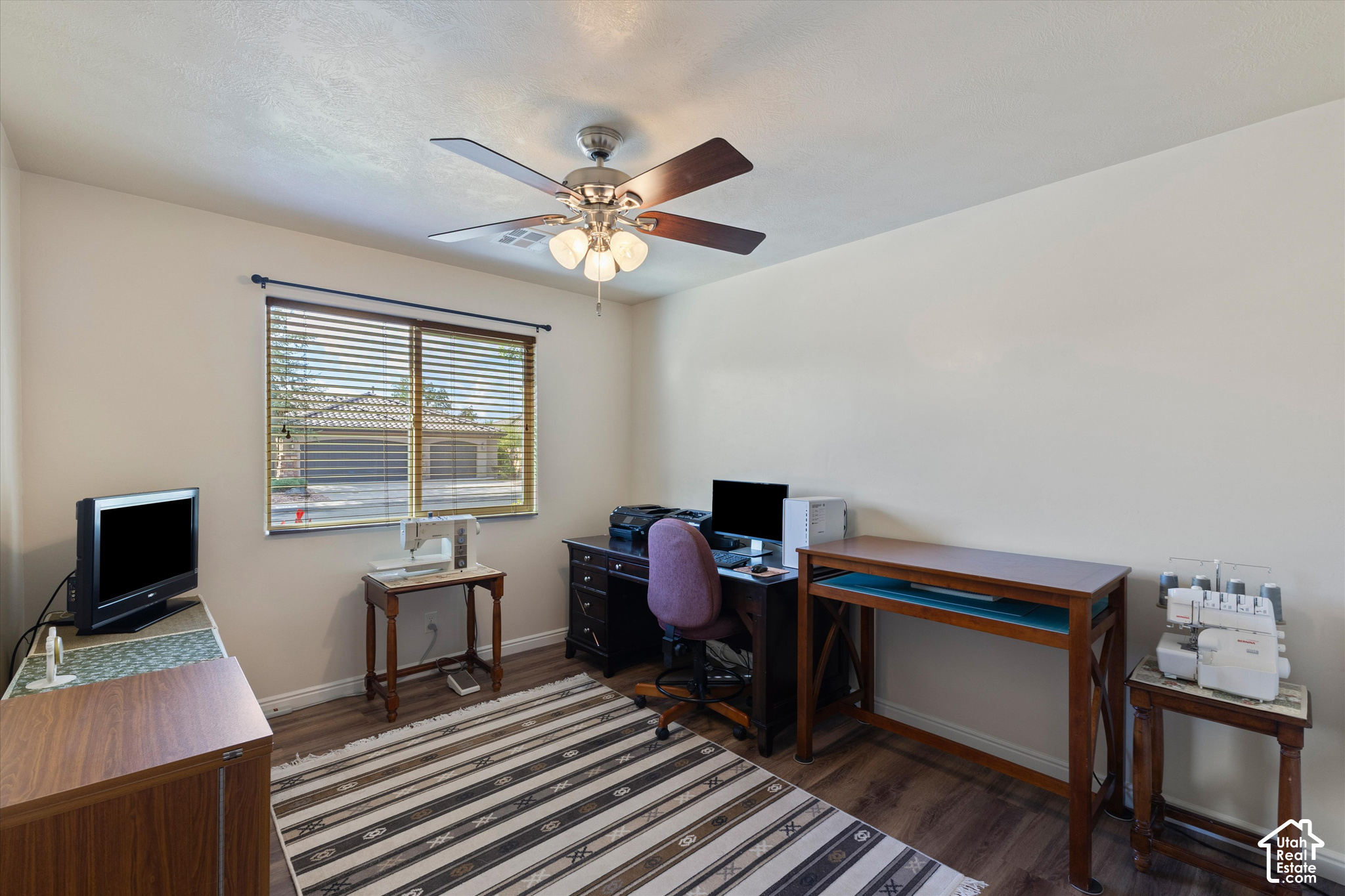 main property photo 6