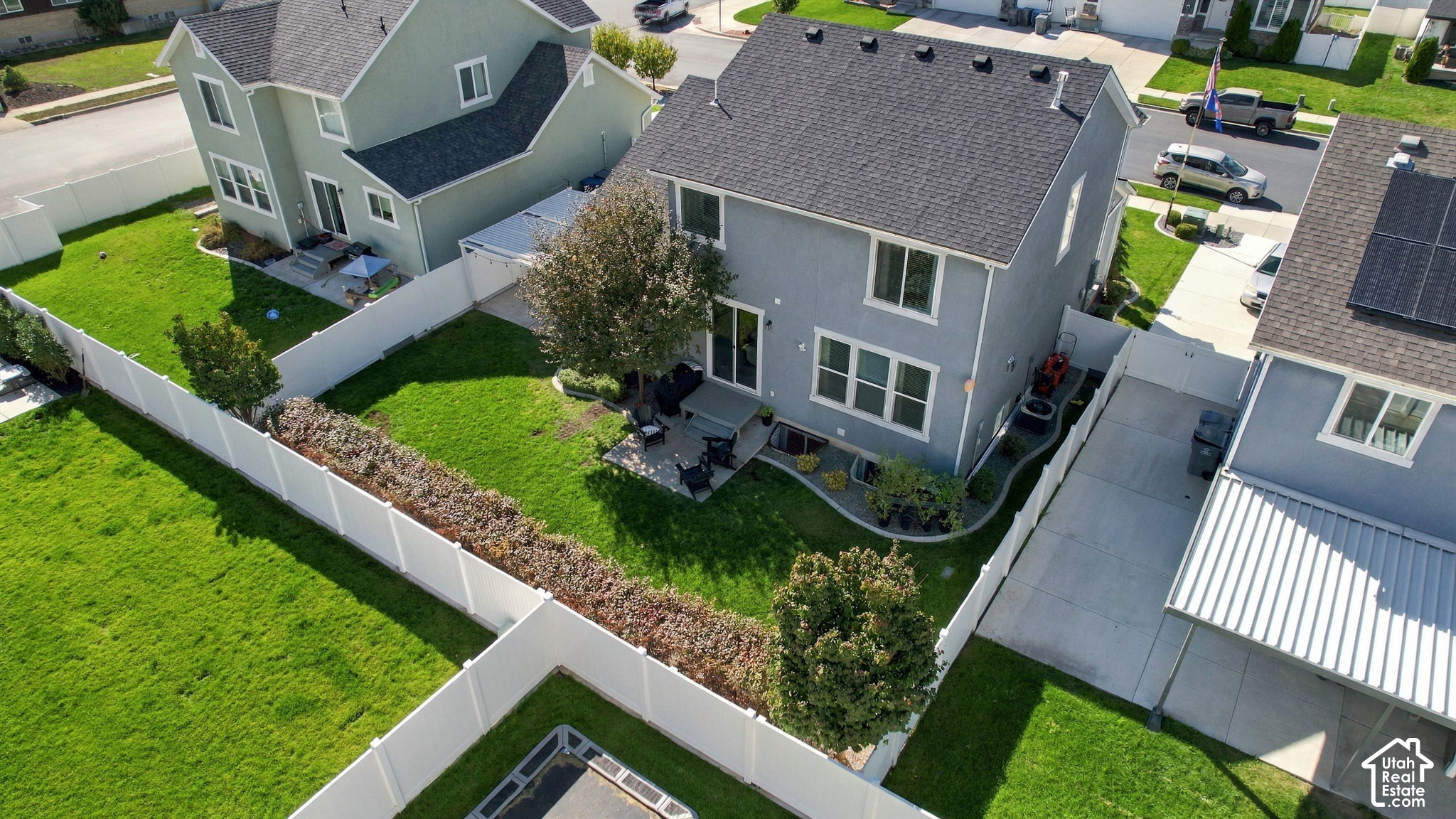 main property photo 42