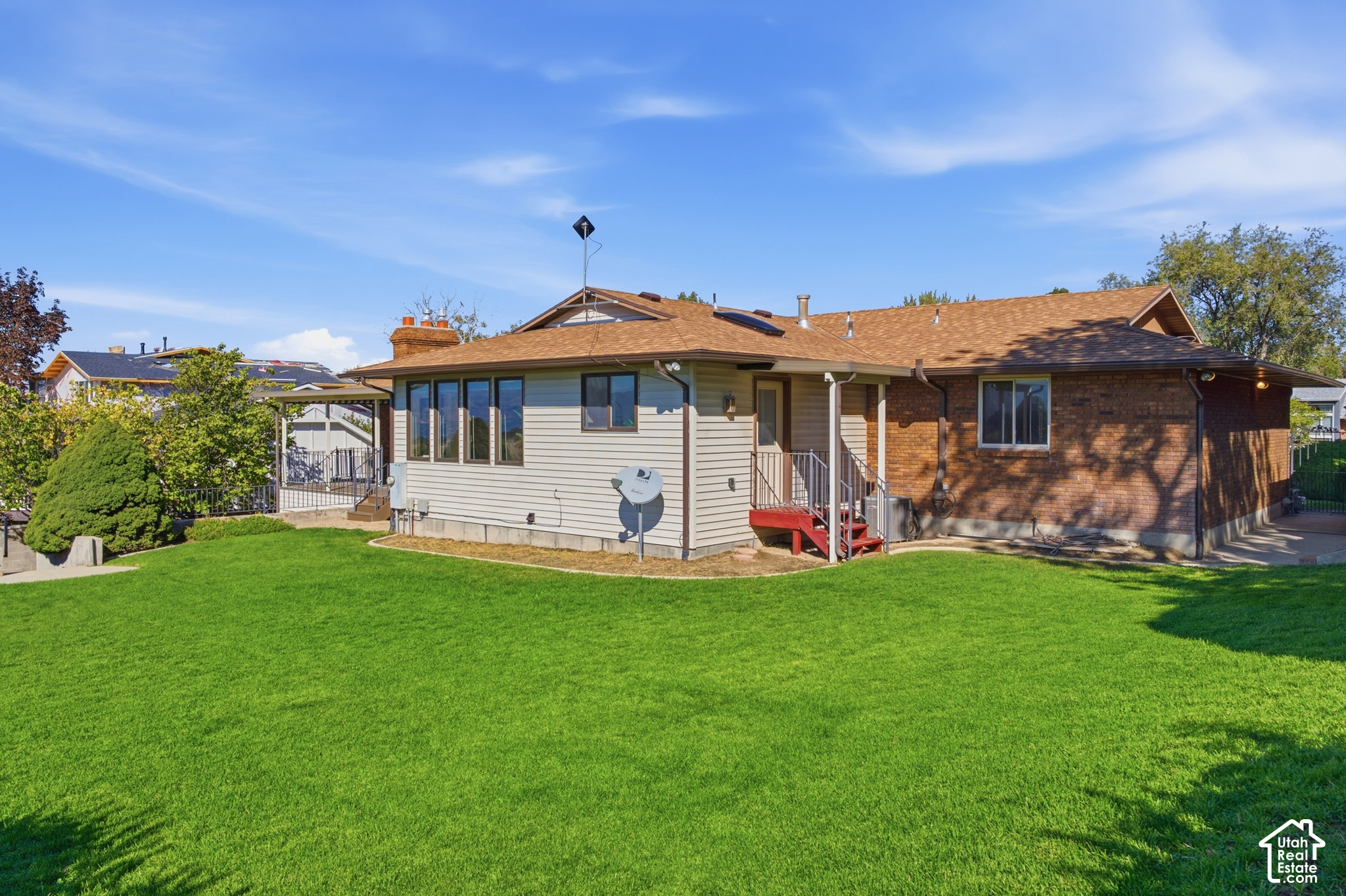 main property photo 45