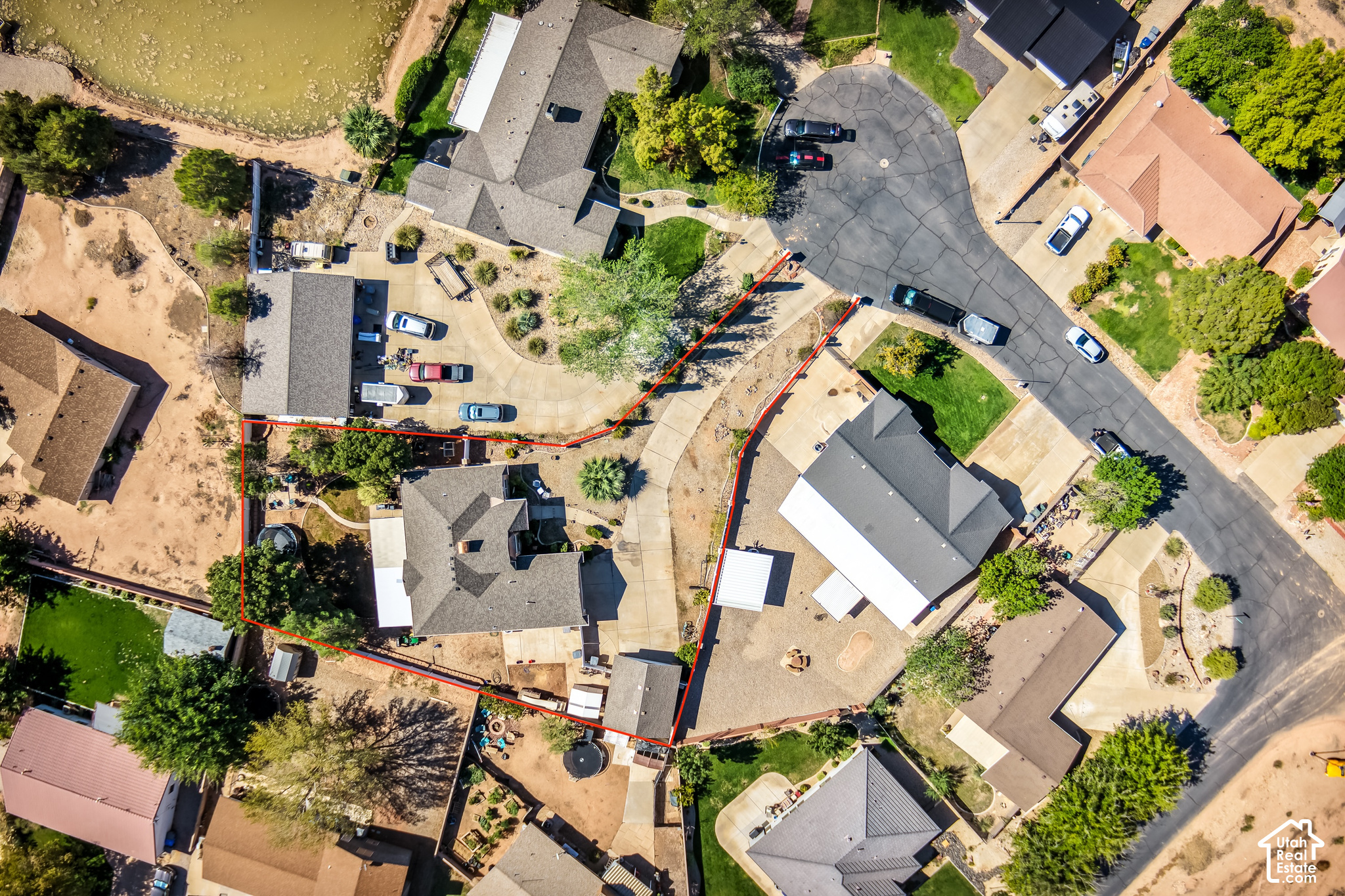 main property photo 31