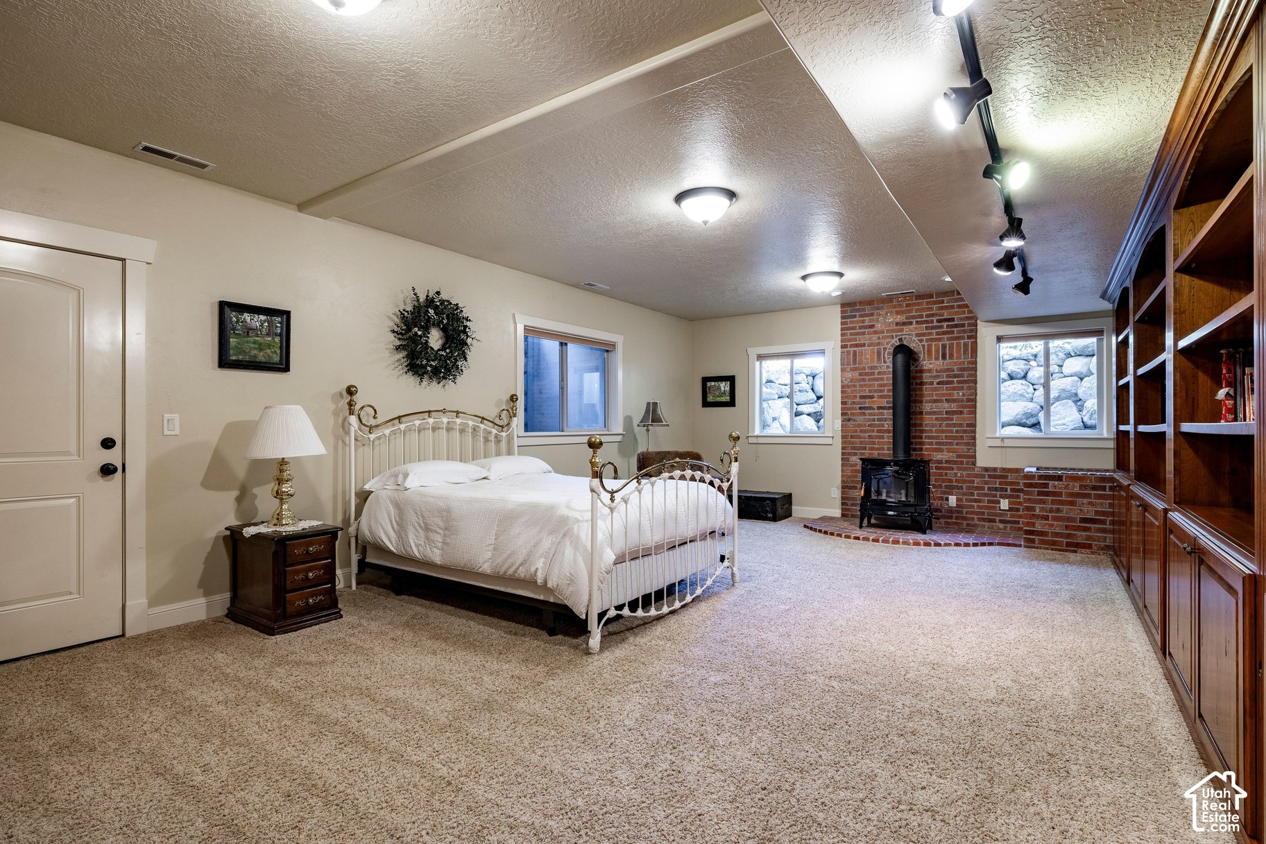 main property photo 64