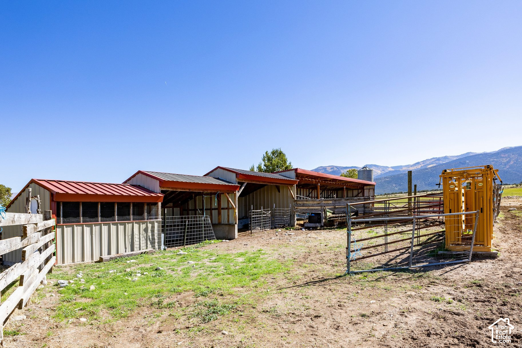 main property photo 87