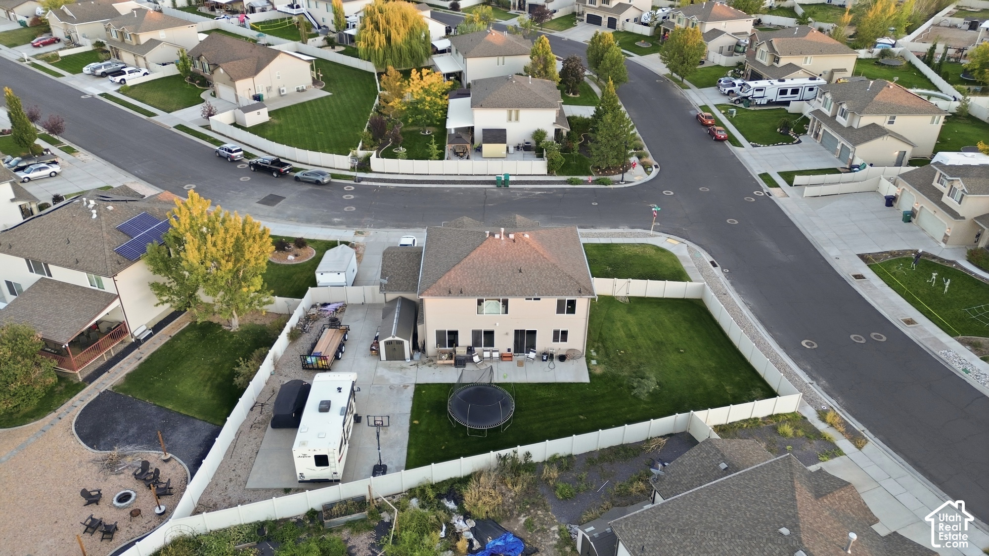 main property photo 38
