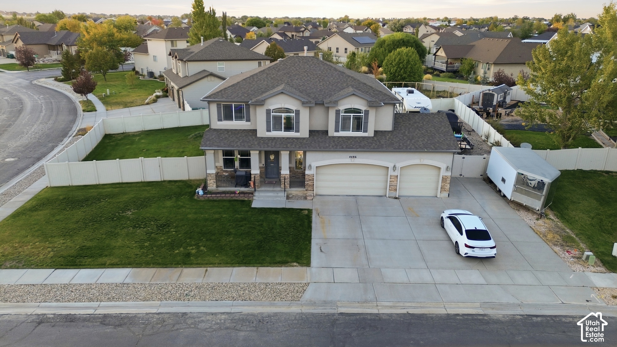 main property photo 4