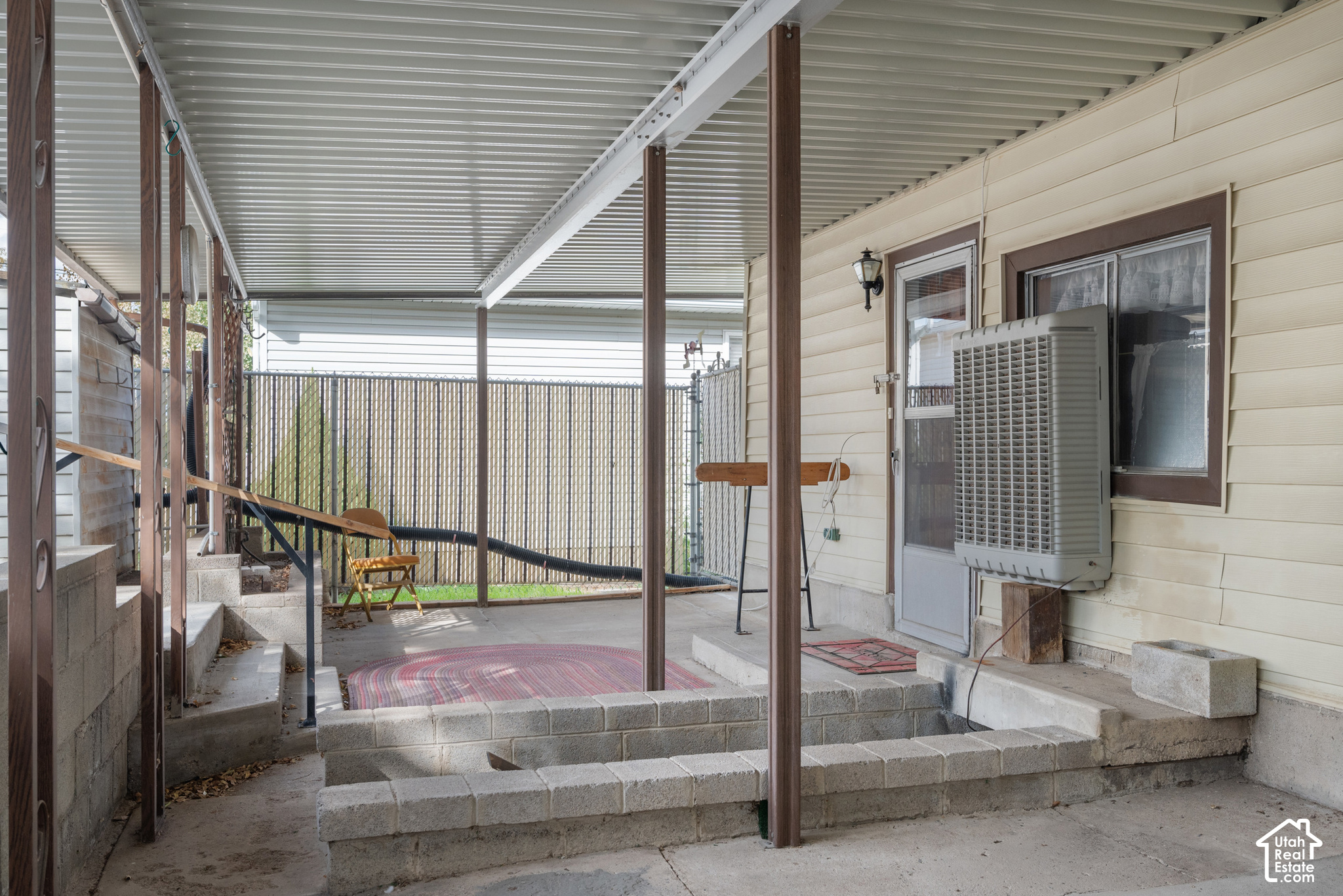 main property photo 18