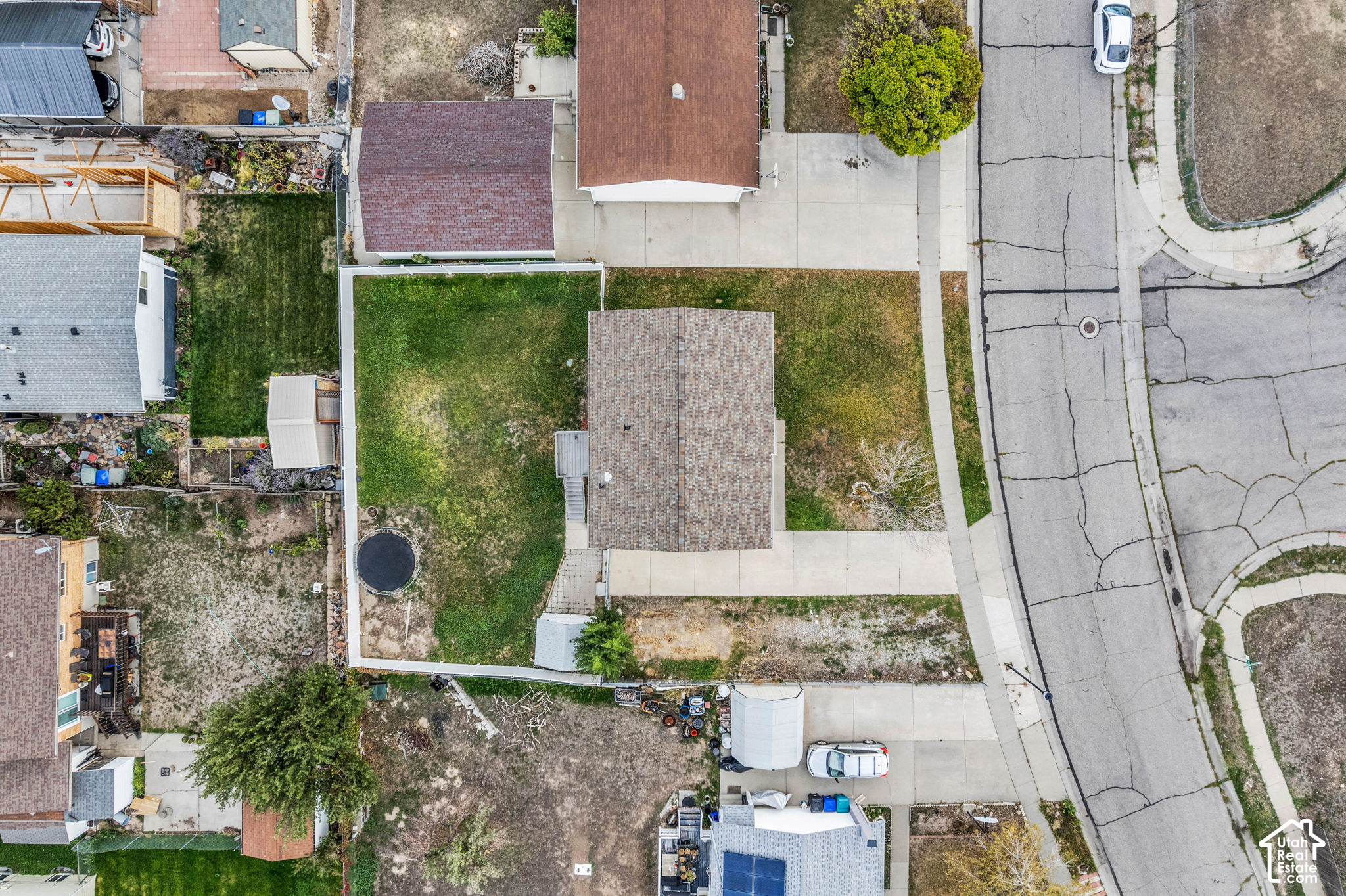 main property photo 31
