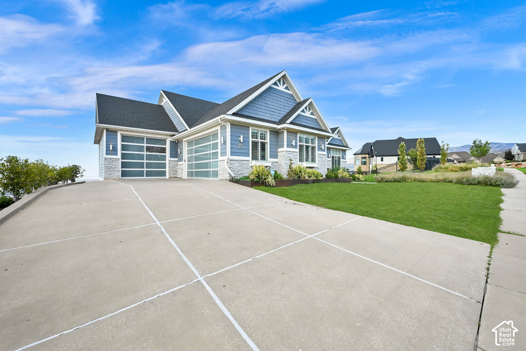 main property photo 59