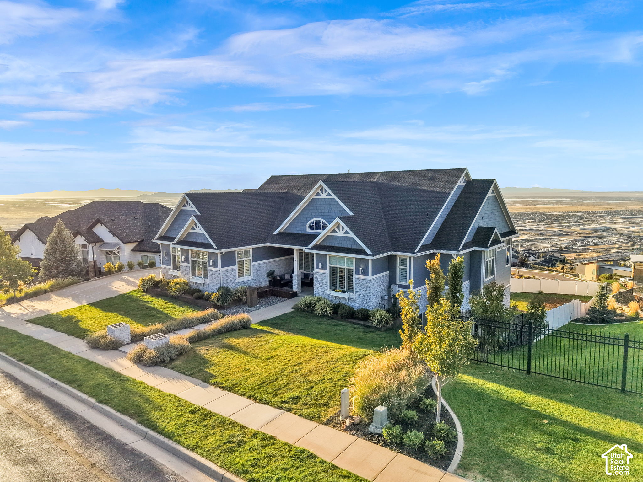 main property photo 66
