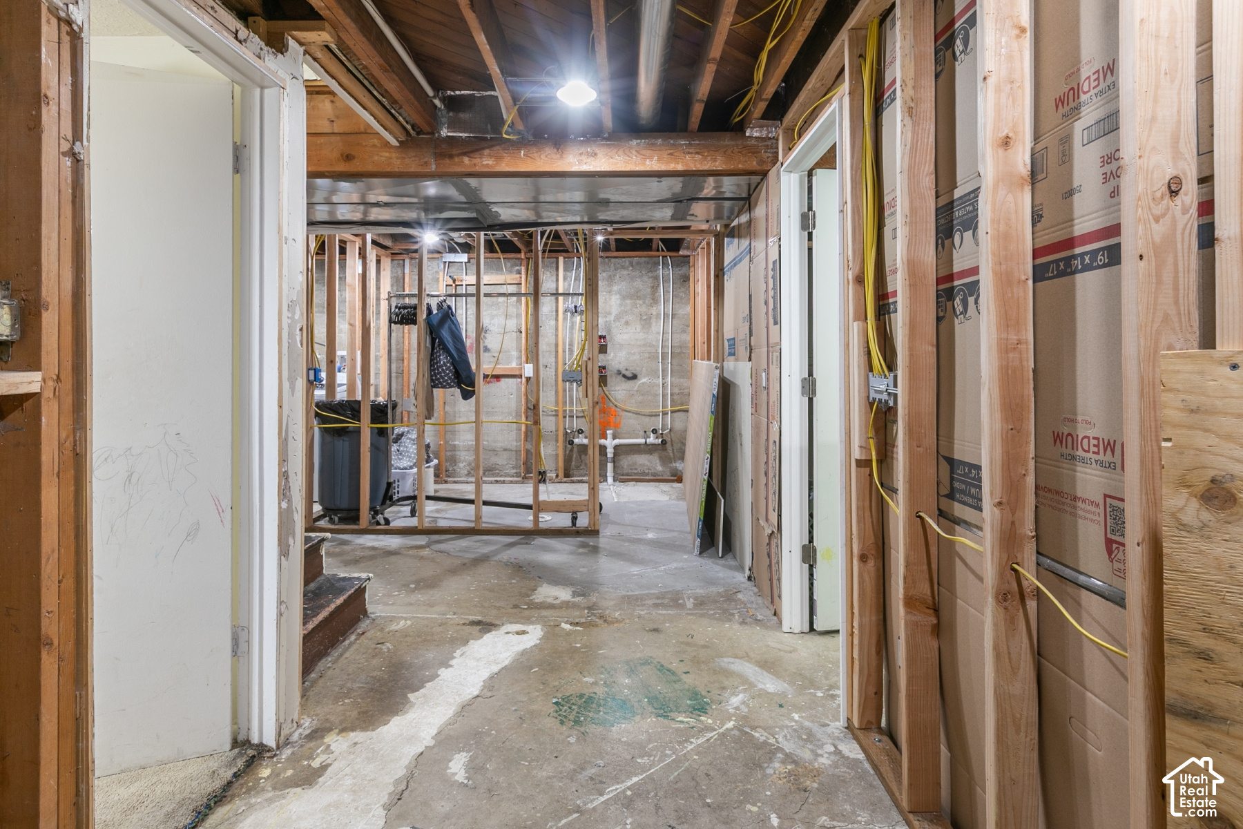 main property photo 13