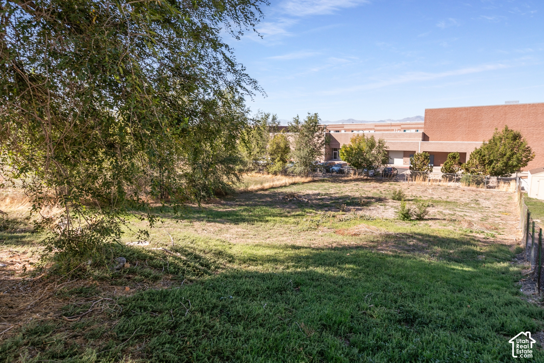 main property photo 21