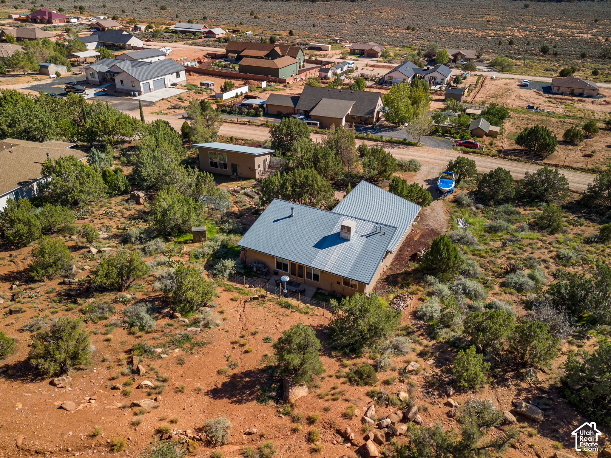 main property photo 36