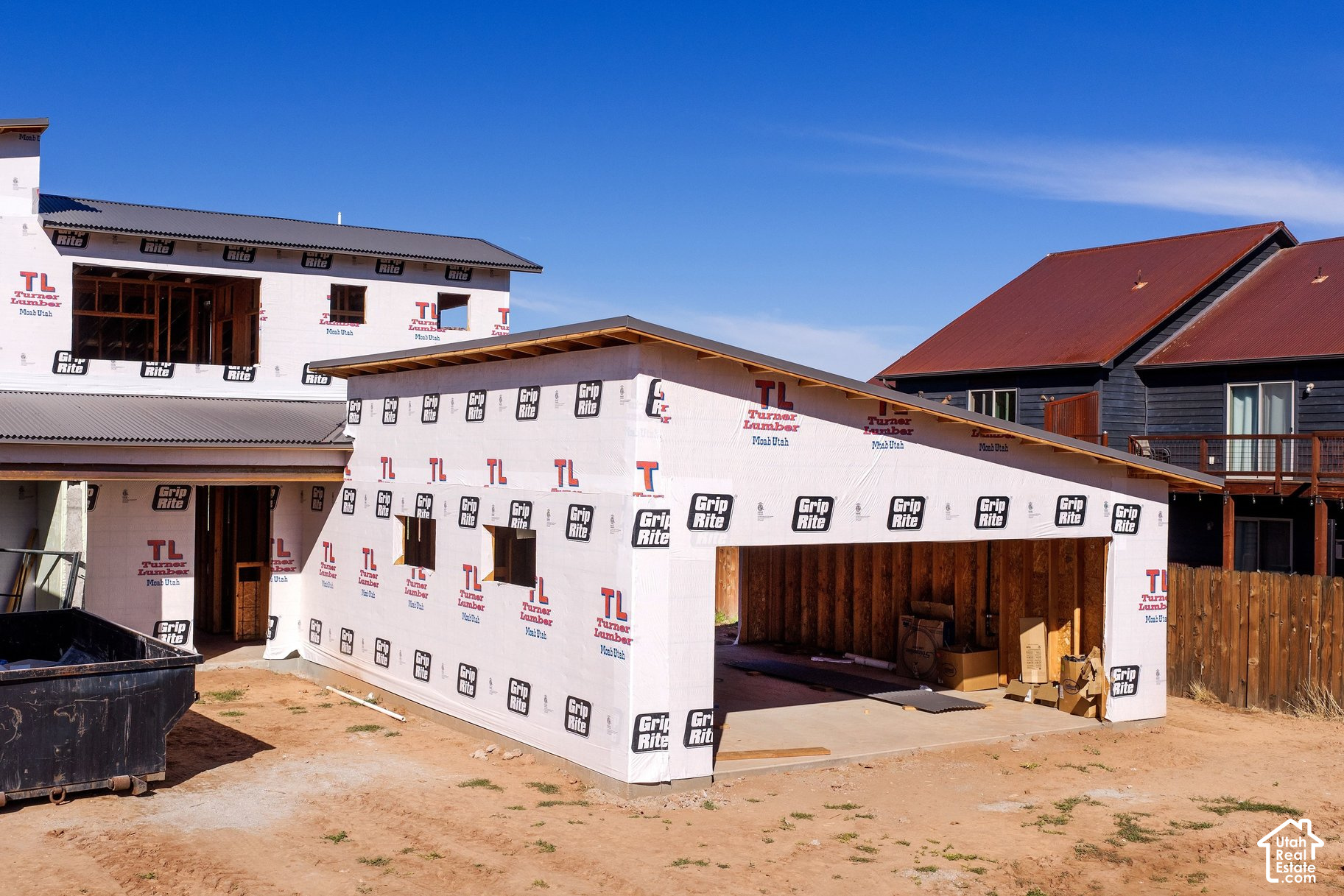 main property photo 9