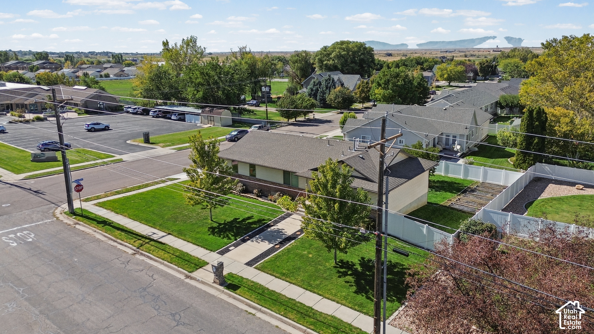 main property photo 41