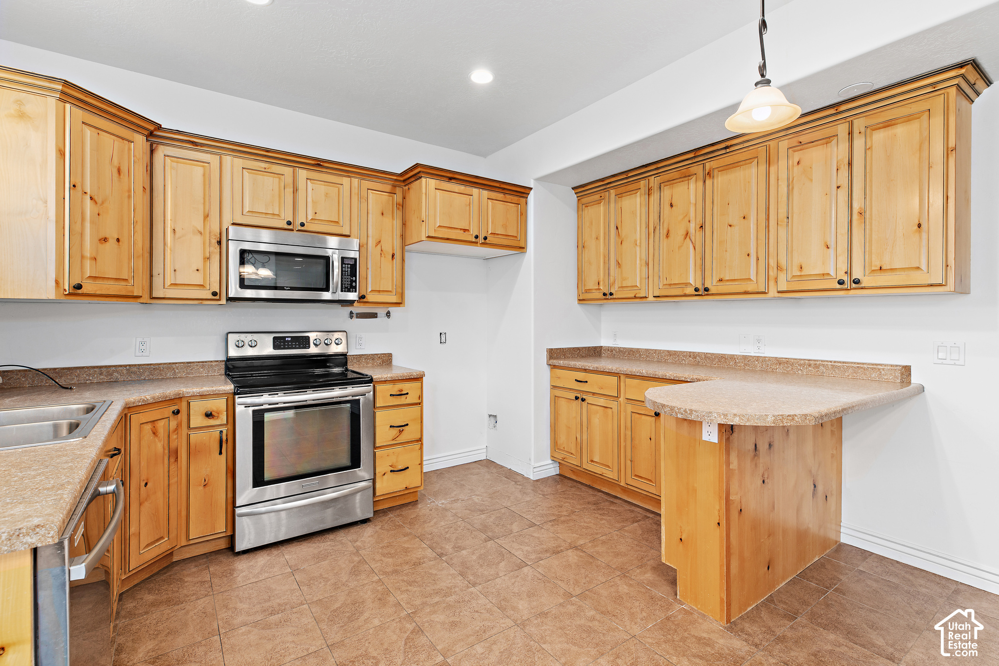 main property photo 8