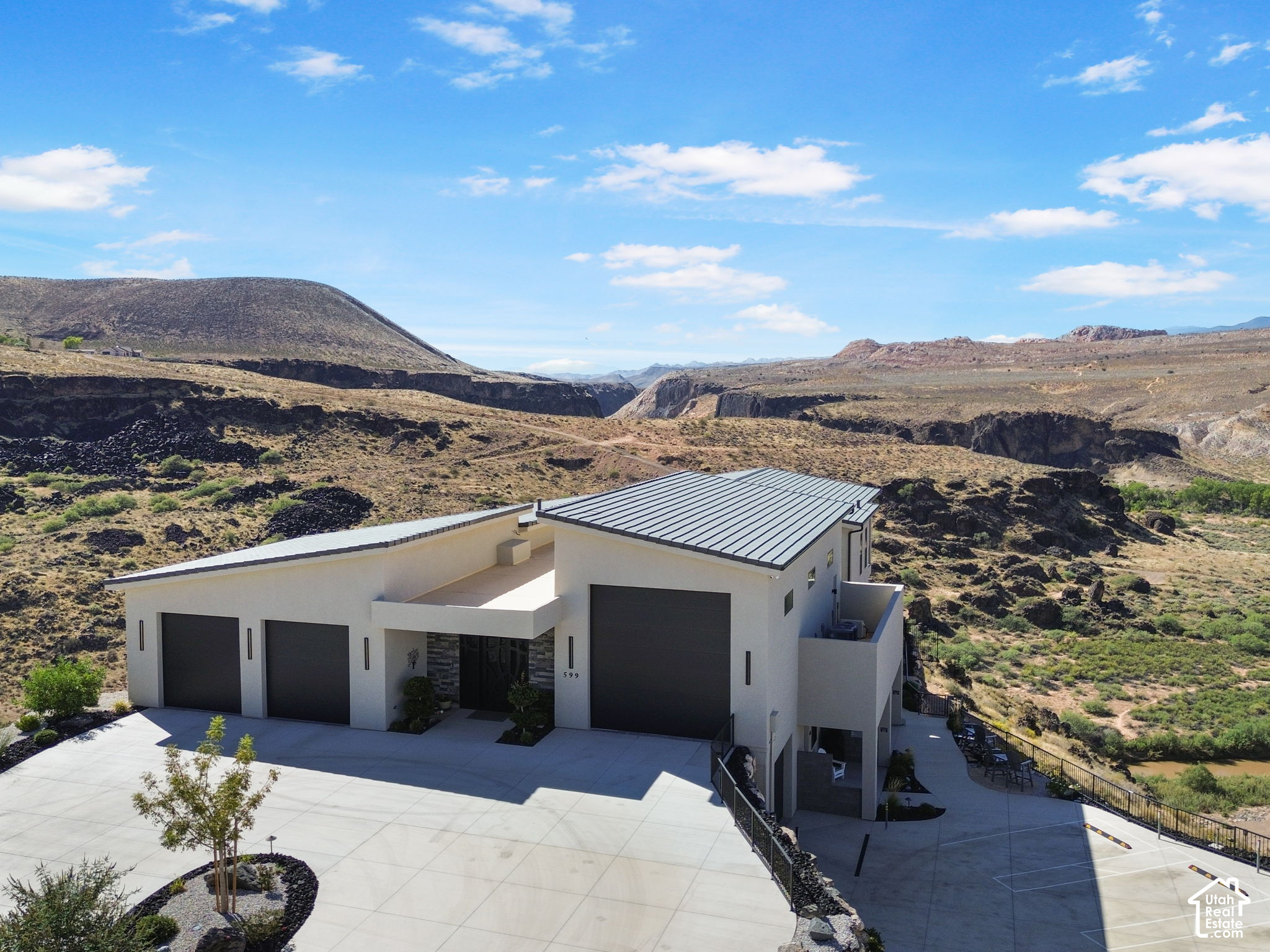 main property photo 103