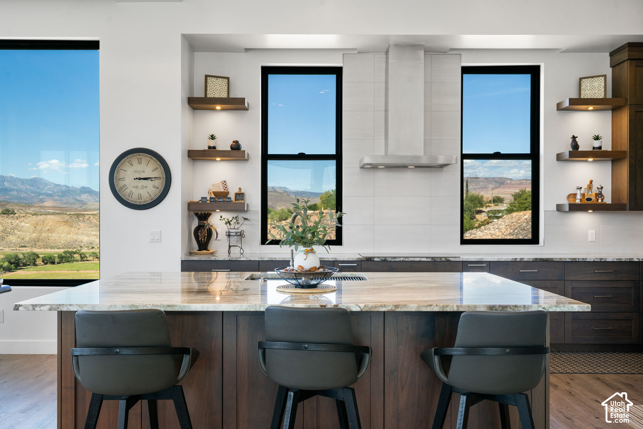 main property photo 116