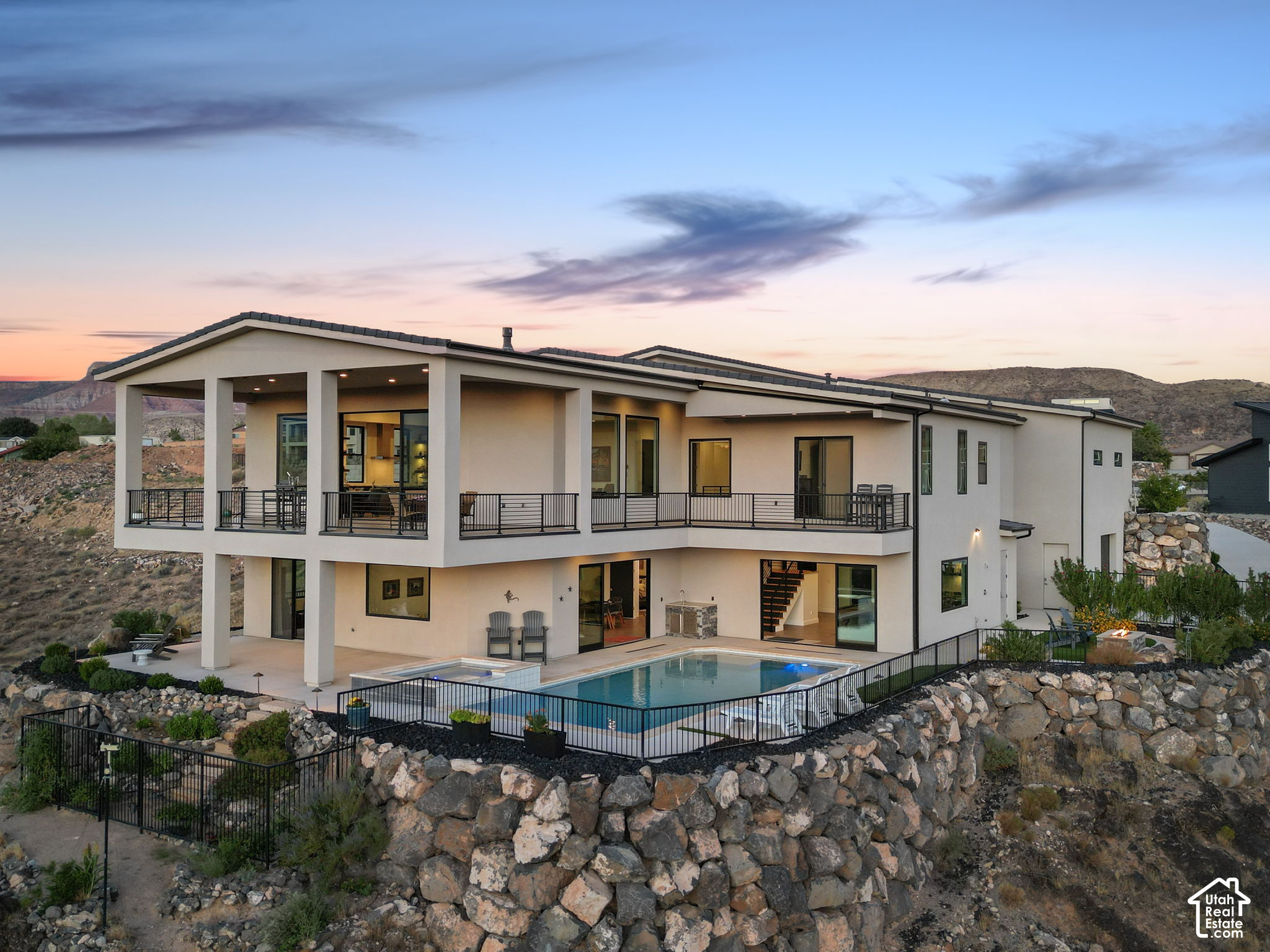 main property photo 118