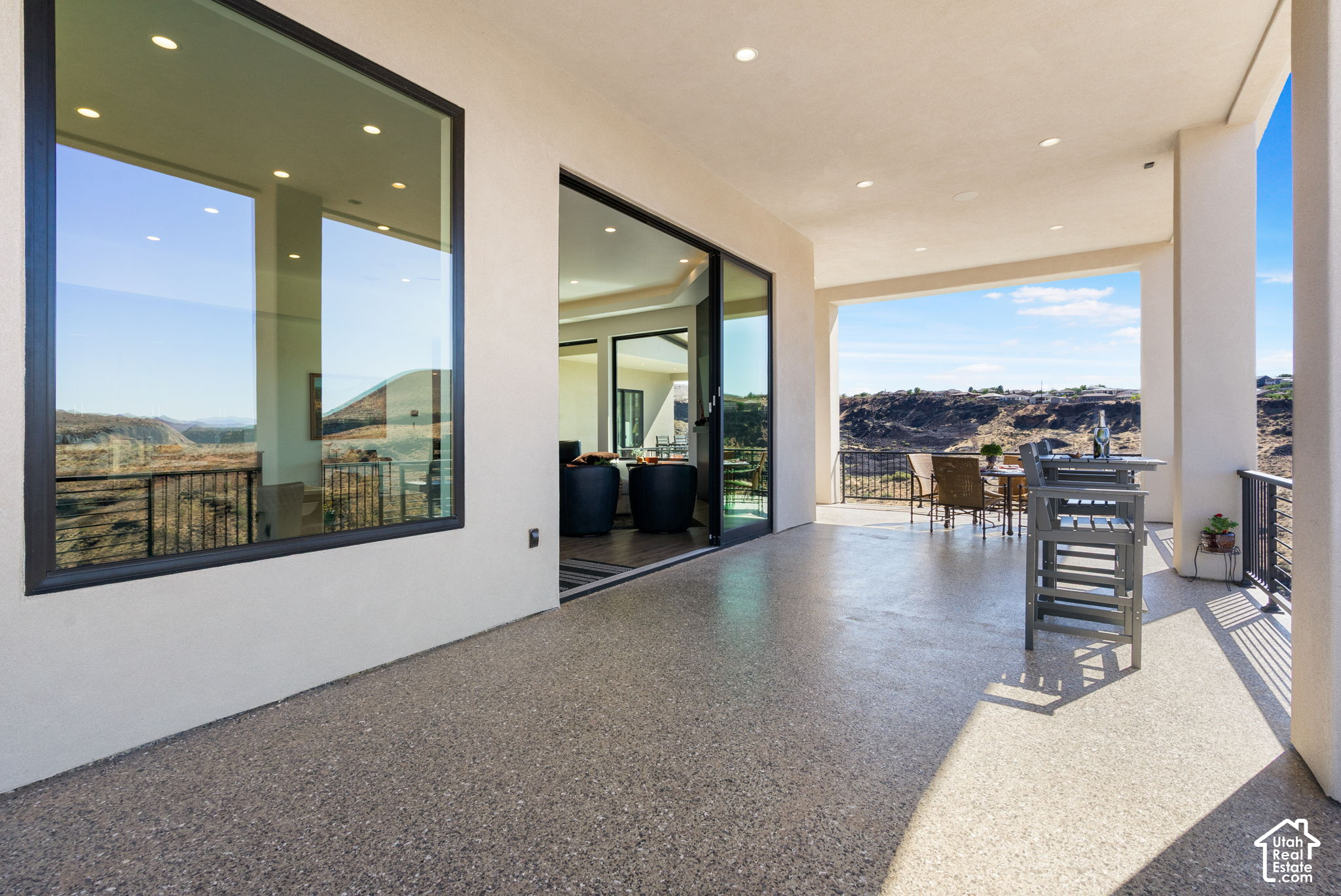 main property photo 79
